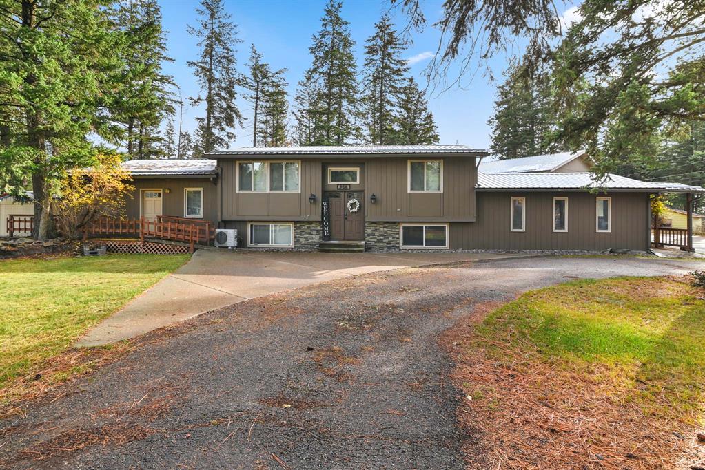 Columbia Falls, Montana, 59912, United States, 7 Bedrooms Bedrooms, ,2 BathroomsBathrooms,Residential,For Sale,1990809