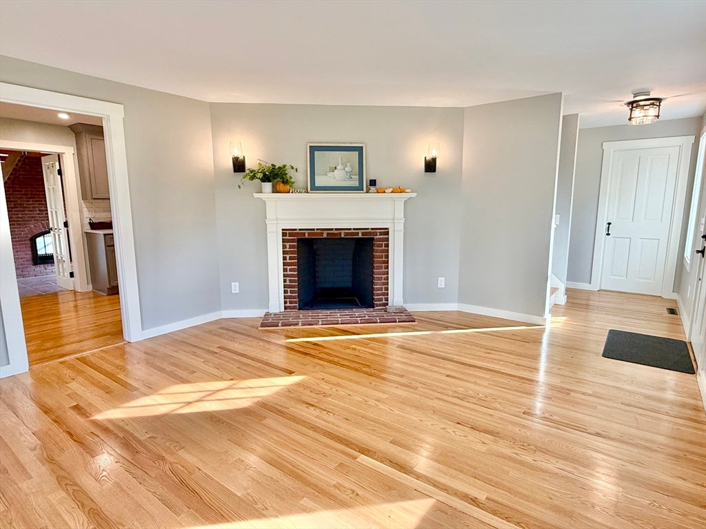 Montague, Massachusetts, 01351, United States, 3 Bedrooms Bedrooms, ,2 BathroomsBathrooms,Residential,For Sale,1956497