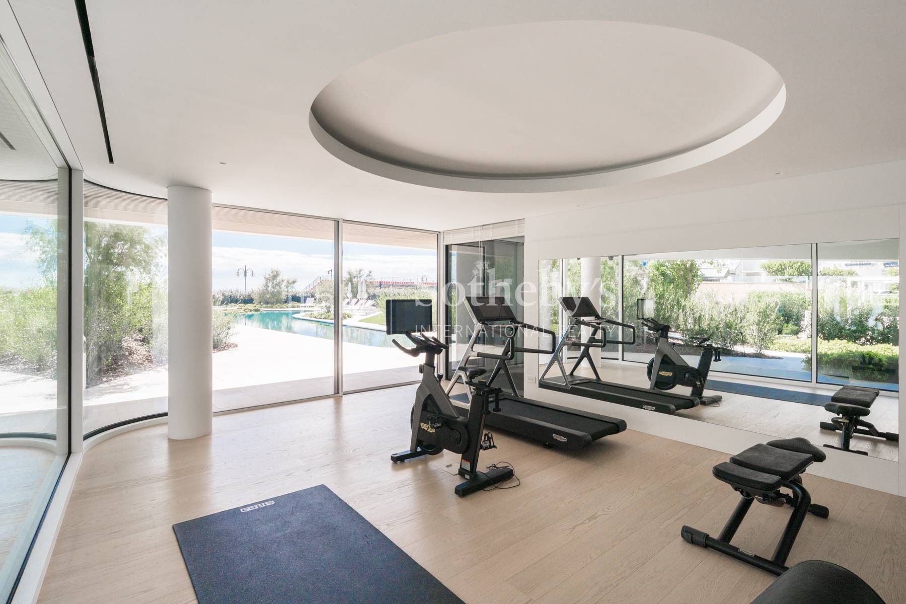  Exclusive Seafront Penthouse - 物件實景