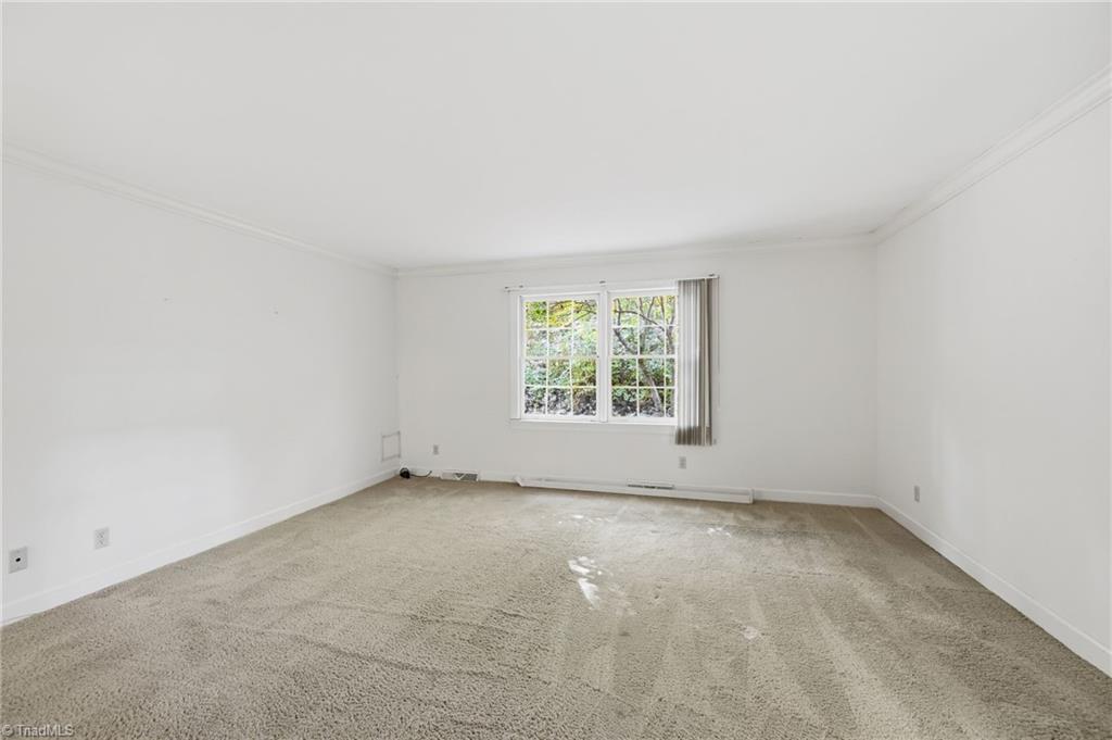 Winston-Salem, North Carolina, 27106, United States, 4 Bedrooms Bedrooms, ,3 BathroomsBathrooms,Residential,For Sale,1970256