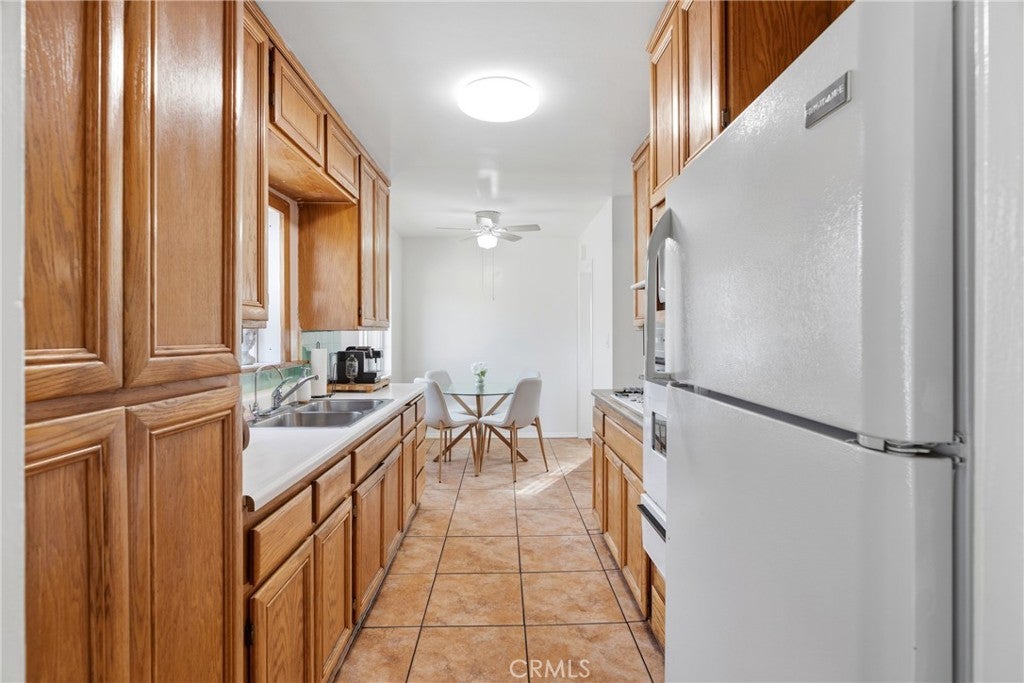 Pomona, California, 91768, United States, 3 Bedrooms Bedrooms, ,1 BathroomBathrooms,Residential,For Sale,1987076