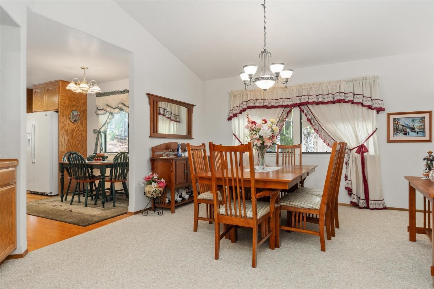 Angels Camp, California, 95222, United States, 3 Bedrooms Bedrooms, ,2 BathroomsBathrooms,Residential,For Sale,1881530