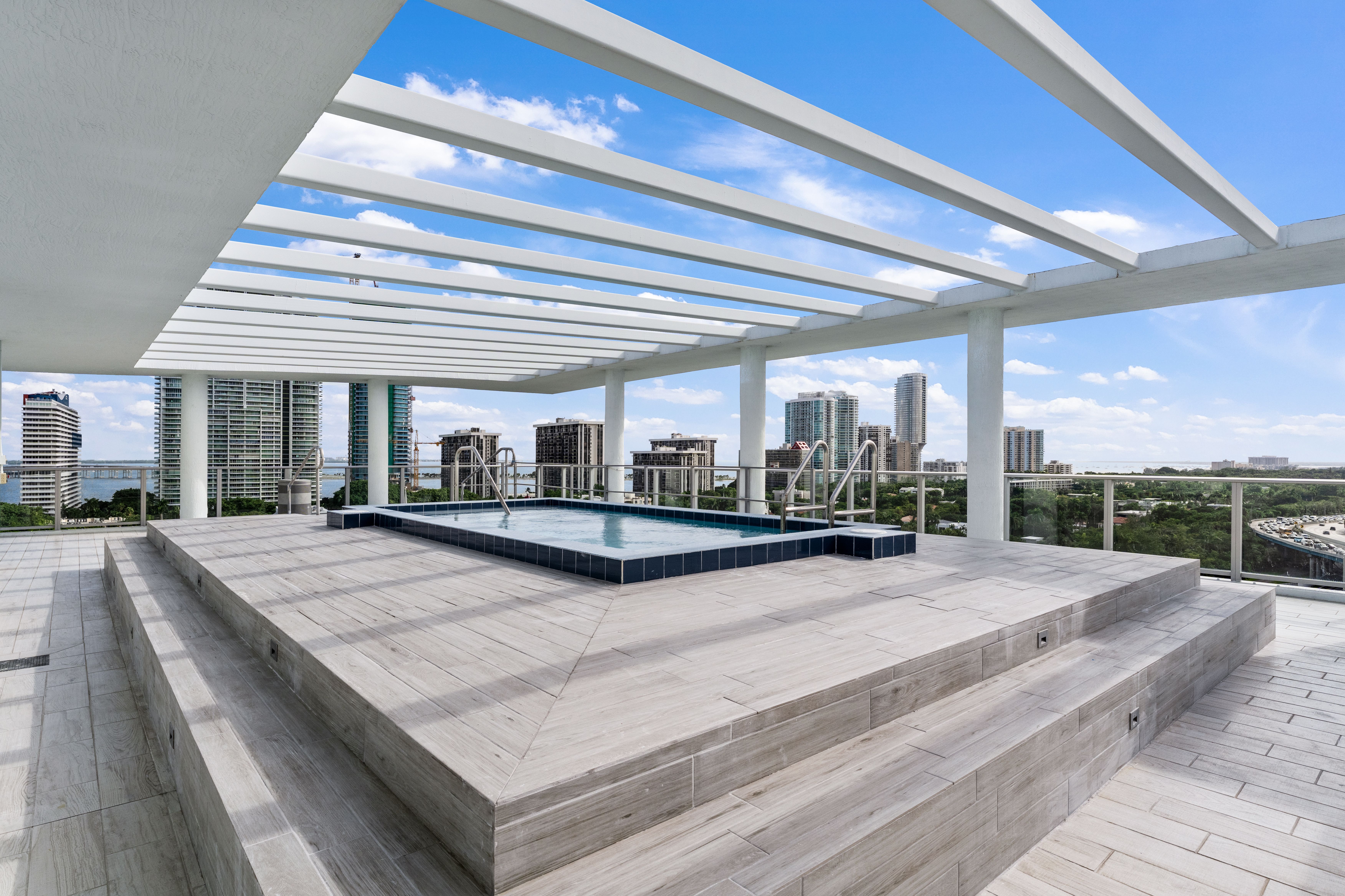  1600 SW 1st Ave, Miami, FL, 33129 - 物件實景