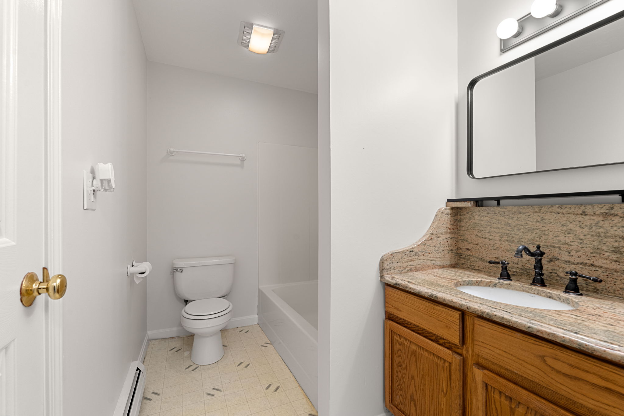  16 Patricia Drive, Oxford, MA, 01537 - 物件實景