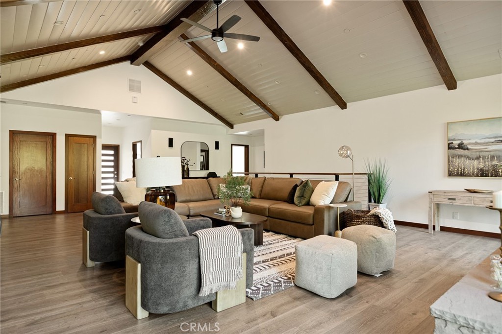 Lake Arrowhead, California, 92352, United States, 4 Bedrooms Bedrooms, ,5 BathroomsBathrooms,Residential,For Sale,1989465