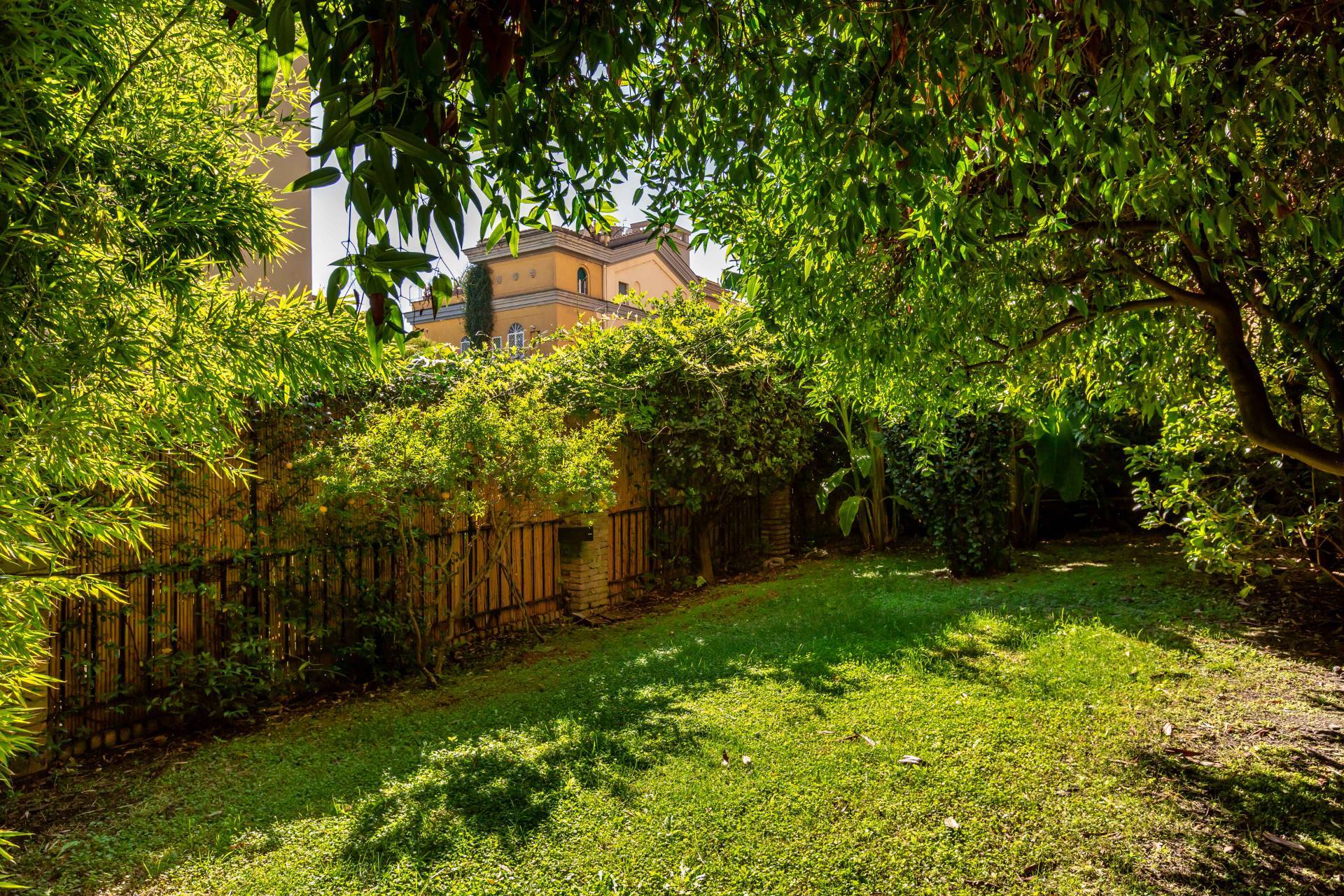 Roma, Roma, 00100, IT, 3 Bedrooms Bedrooms, ,3 BathroomsBathrooms,Residential,For Sale,1989114