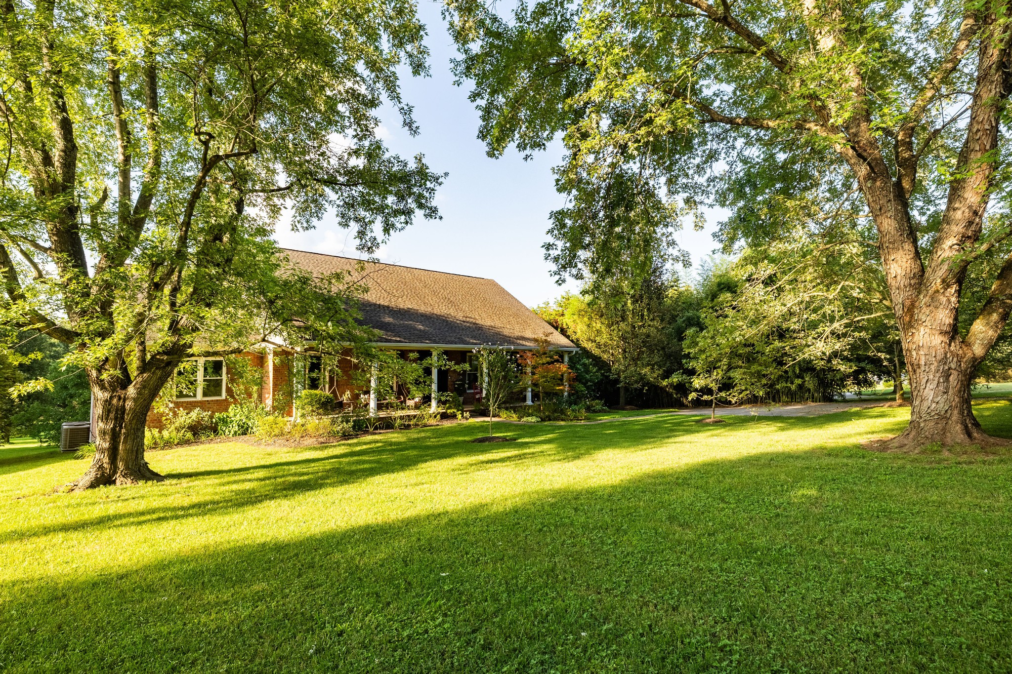 Franklin, Tennessee, 37064, United States, 4 Bedrooms Bedrooms, ,3 BathroomsBathrooms,Residential,For Sale,1855995