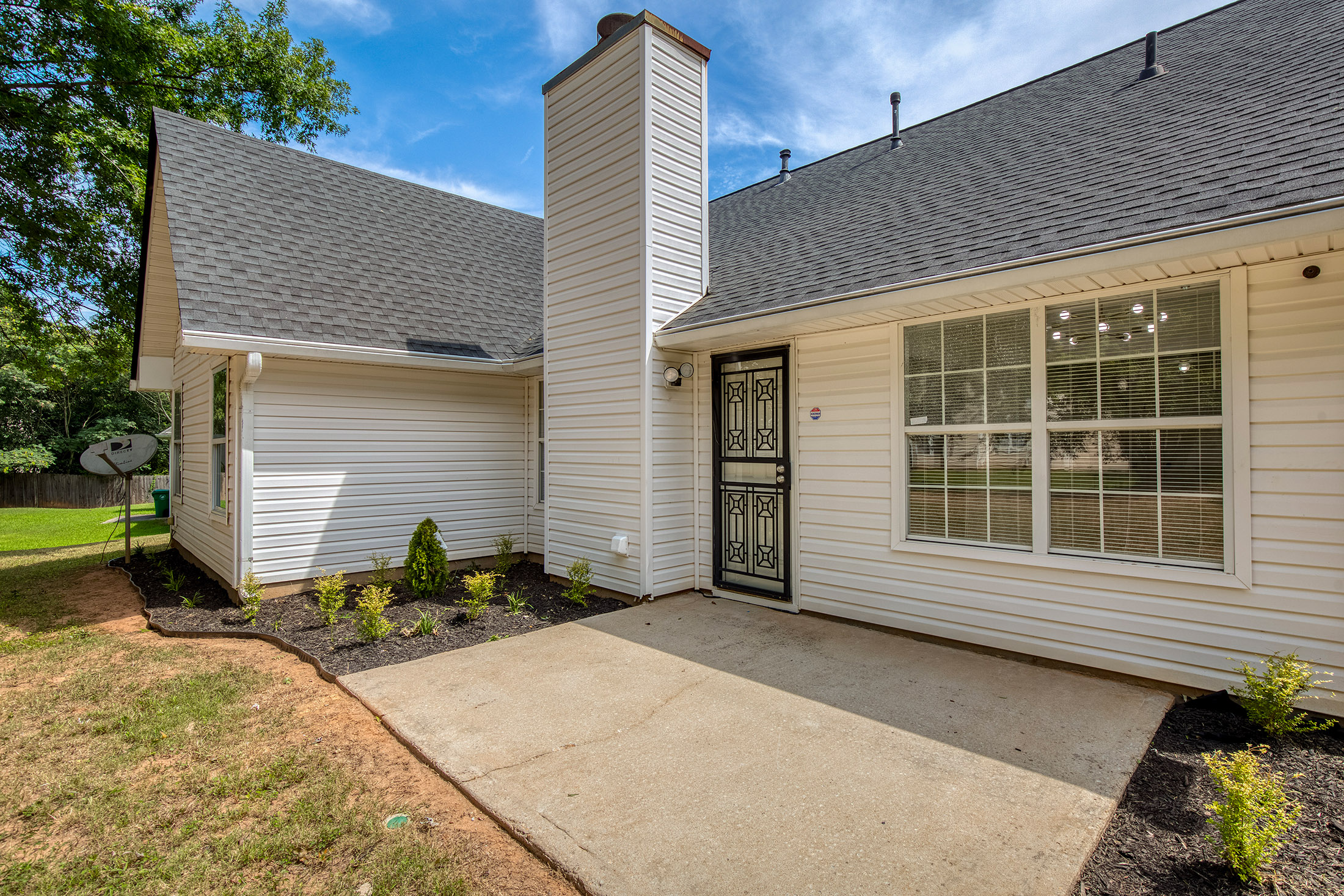  Beautiful Renovated Ranch Home on a Private Lot - 物件實景