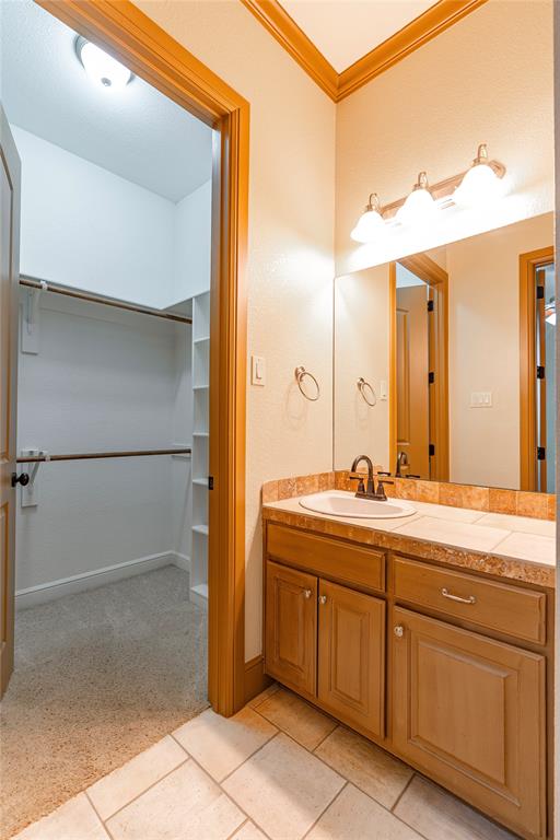 Midlothian, Texas, 76065, United States, 5 Bedrooms Bedrooms, ,7 BathroomsBathrooms,Residential,For Sale,1975064