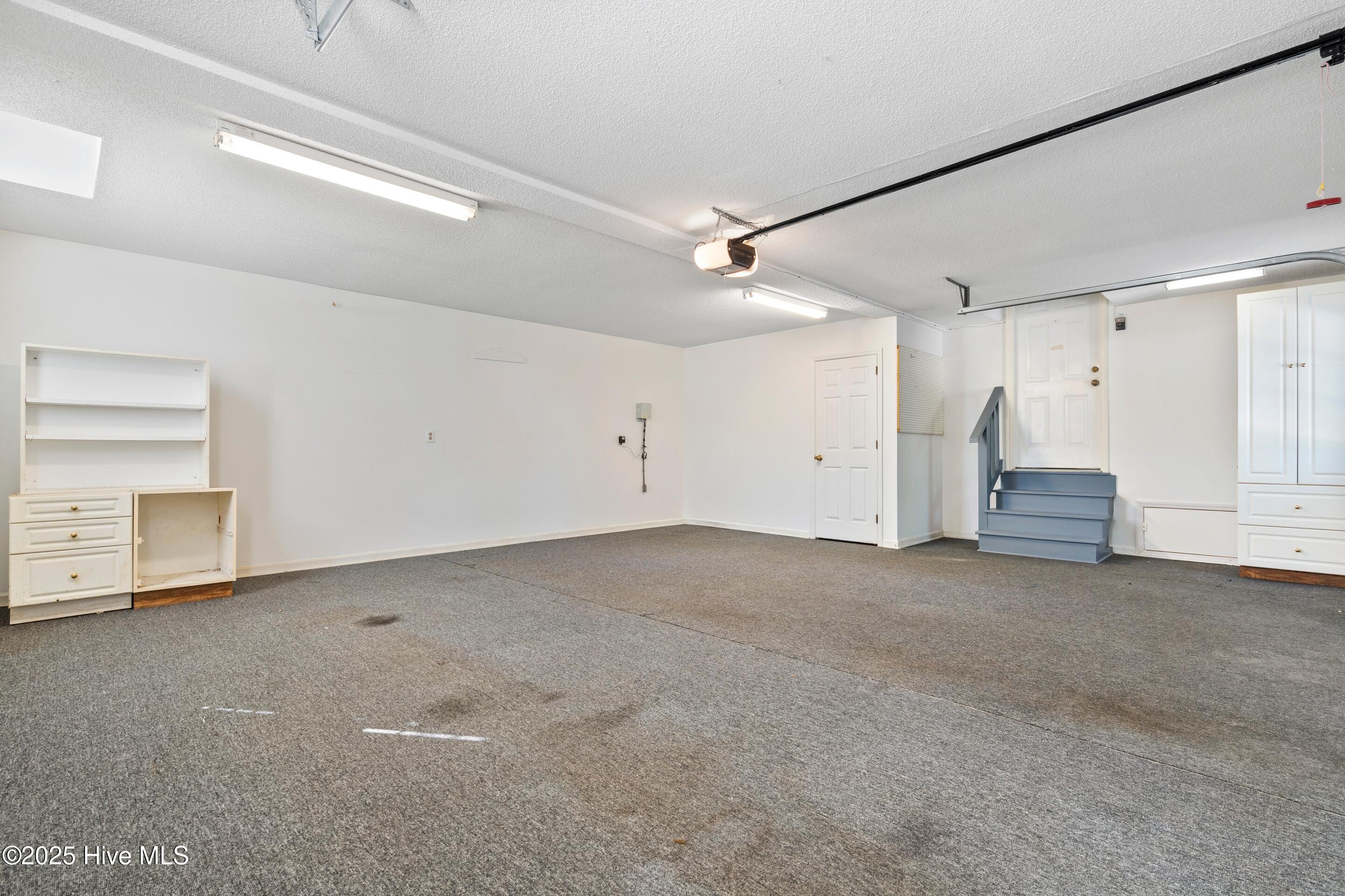 Wilmington, North Carolina, 28409, United States, 4 Bedrooms Bedrooms, ,3 BathroomsBathrooms,Residential,For Sale,1967637