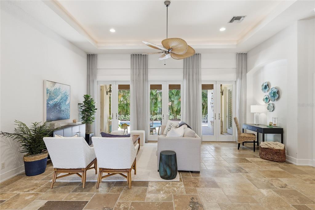 Sarasota, Florida, 34234, United States, 3 Bedrooms Bedrooms, ,3 BathroomsBathrooms,Residential,For Sale,1989538