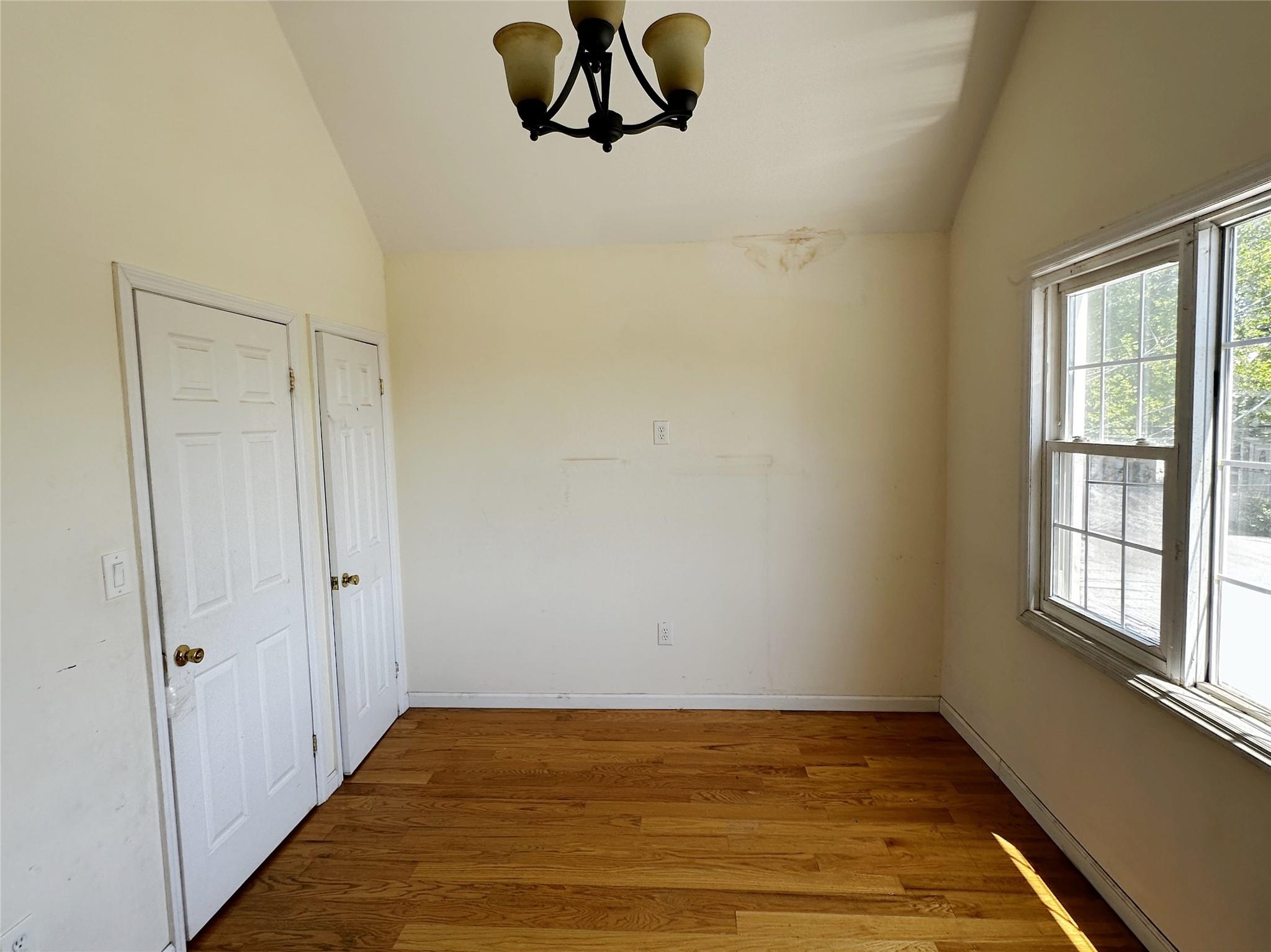 Jamaica, New York, 11433, United States, 3 Bedrooms Bedrooms, ,2 BathroomsBathrooms,Residential,For Sale,1883672