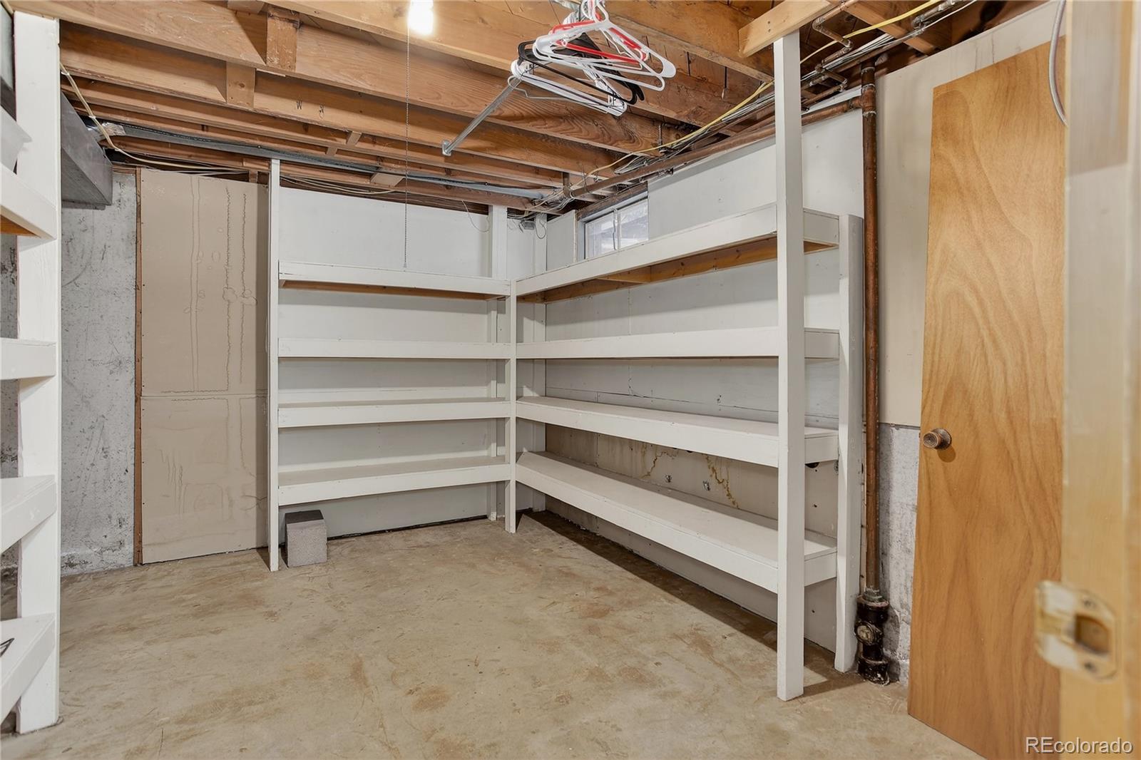 Arvada, Colorado, 80004, United States, 3 Bedrooms Bedrooms, ,1 BathroomBathrooms,Residential,For Sale,1960914