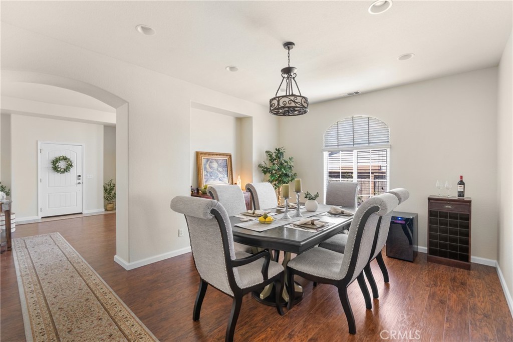 Atascadero, California, 93422, United States, 4 Bedrooms Bedrooms, ,2 BathroomsBathrooms,Residential,For Sale,1895262