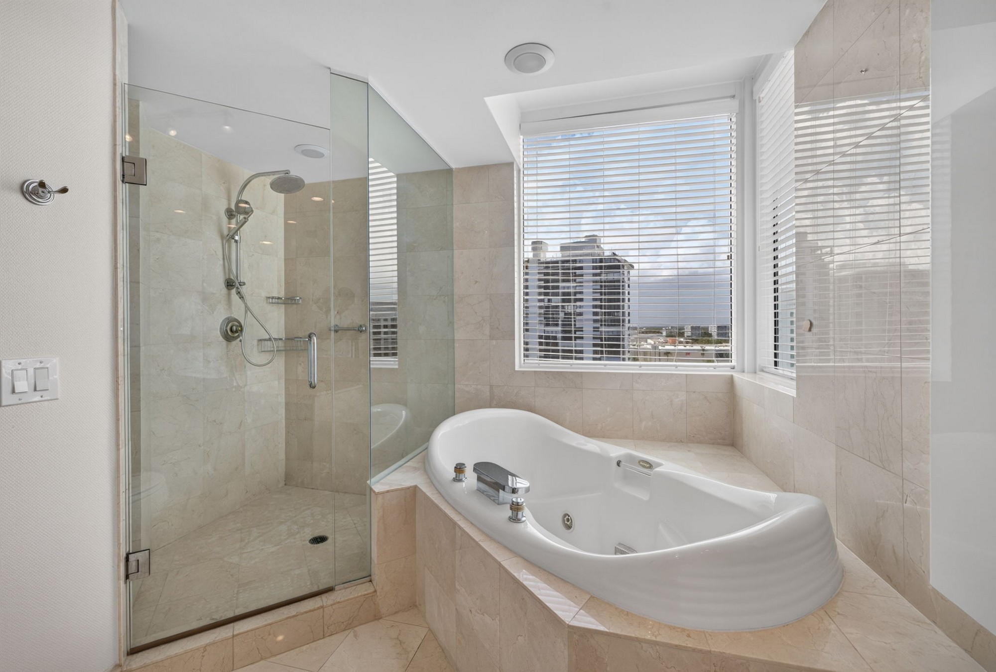  2845 NE 9th St, Fort Lauderdale, FL, 33304 - 物件實景