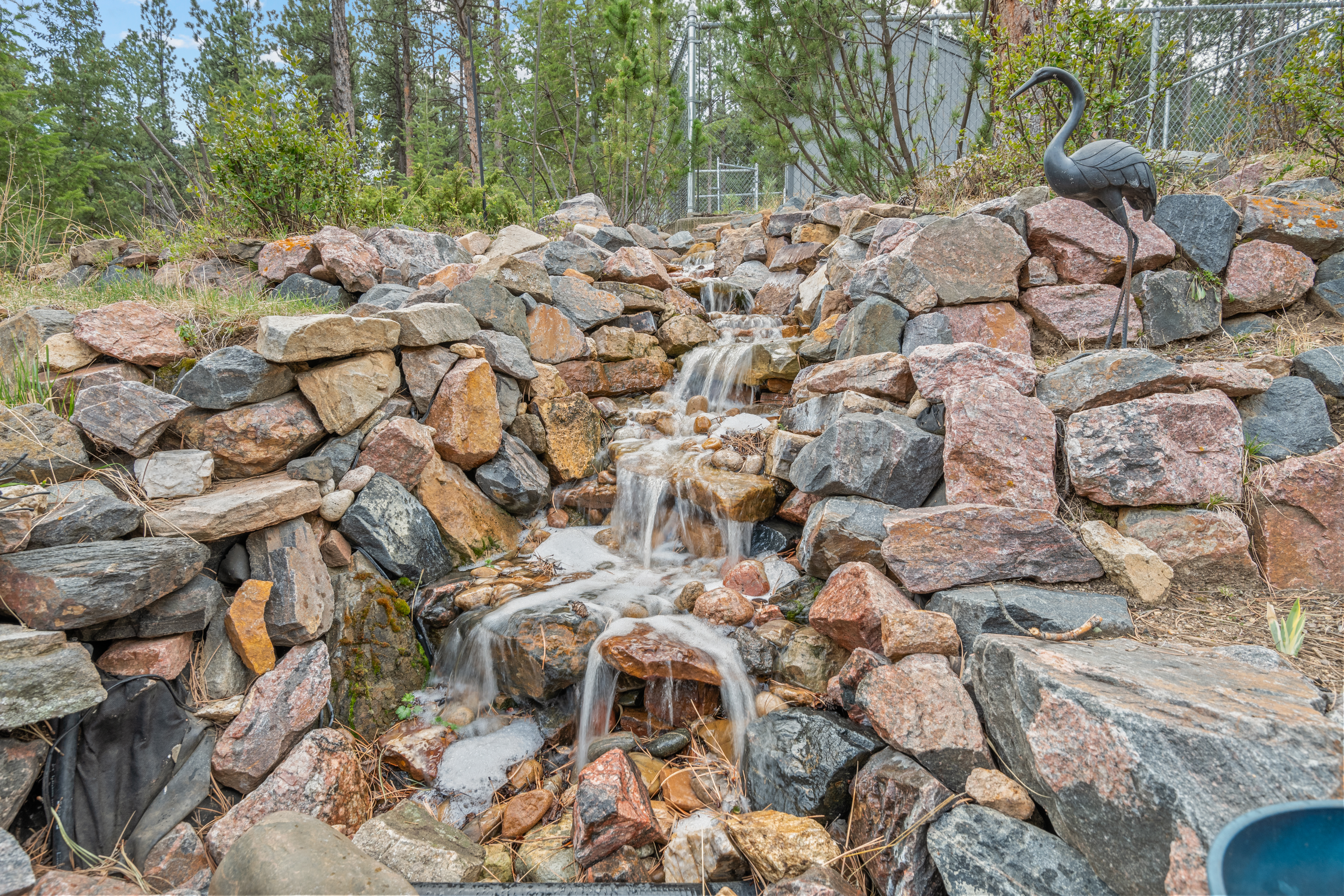  Discover the Pinnacle of Mountain Living at This Meticulously Reimagined Estate - 物件實景