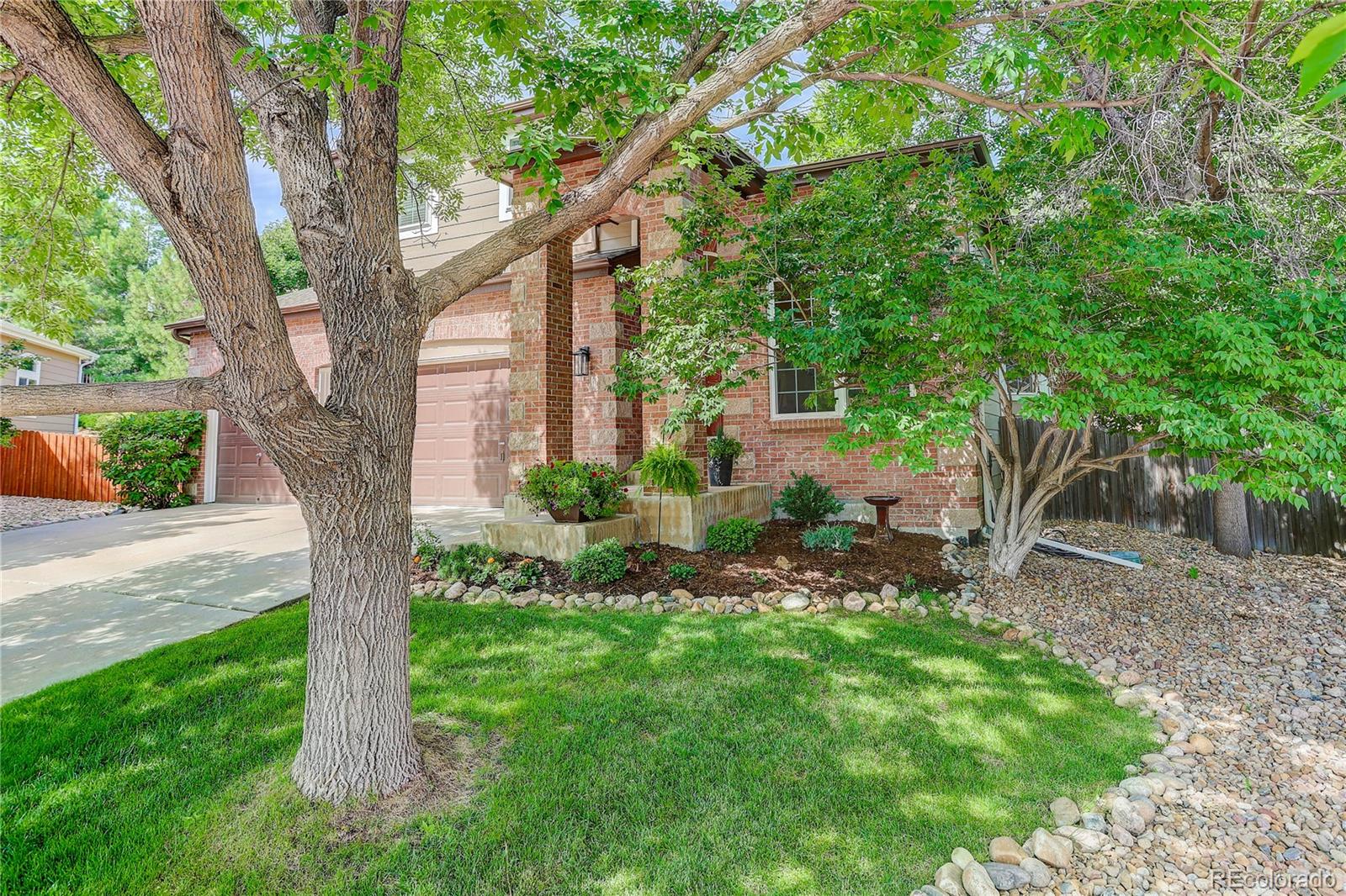 Castle Pines, Colorado, 80108, United States, 4 Bedrooms Bedrooms, ,3 BathroomsBathrooms,Residential,For Sale,1900976