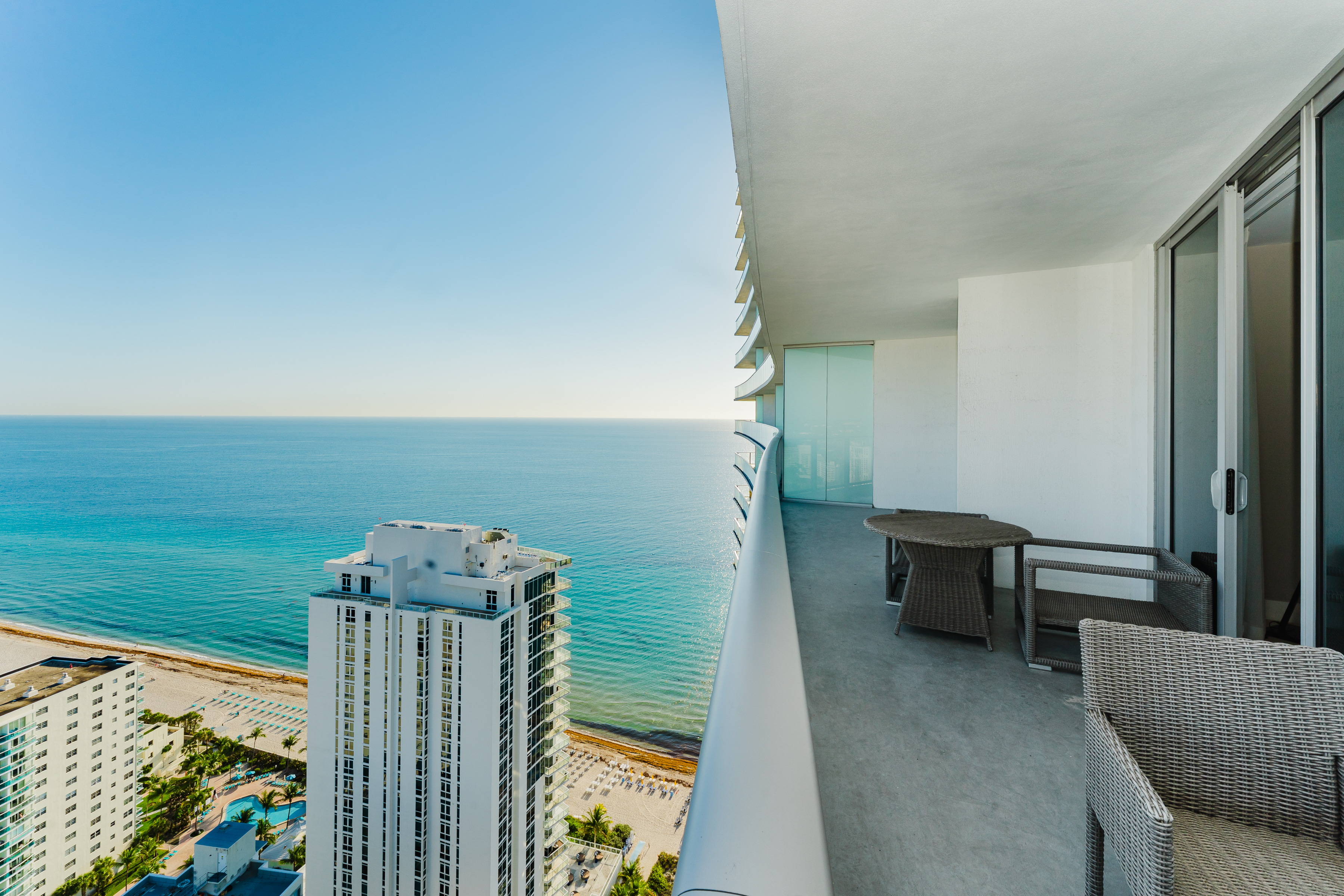  4111 S Ocean Dr, Hollywood, FL, 33019 - 物件實景