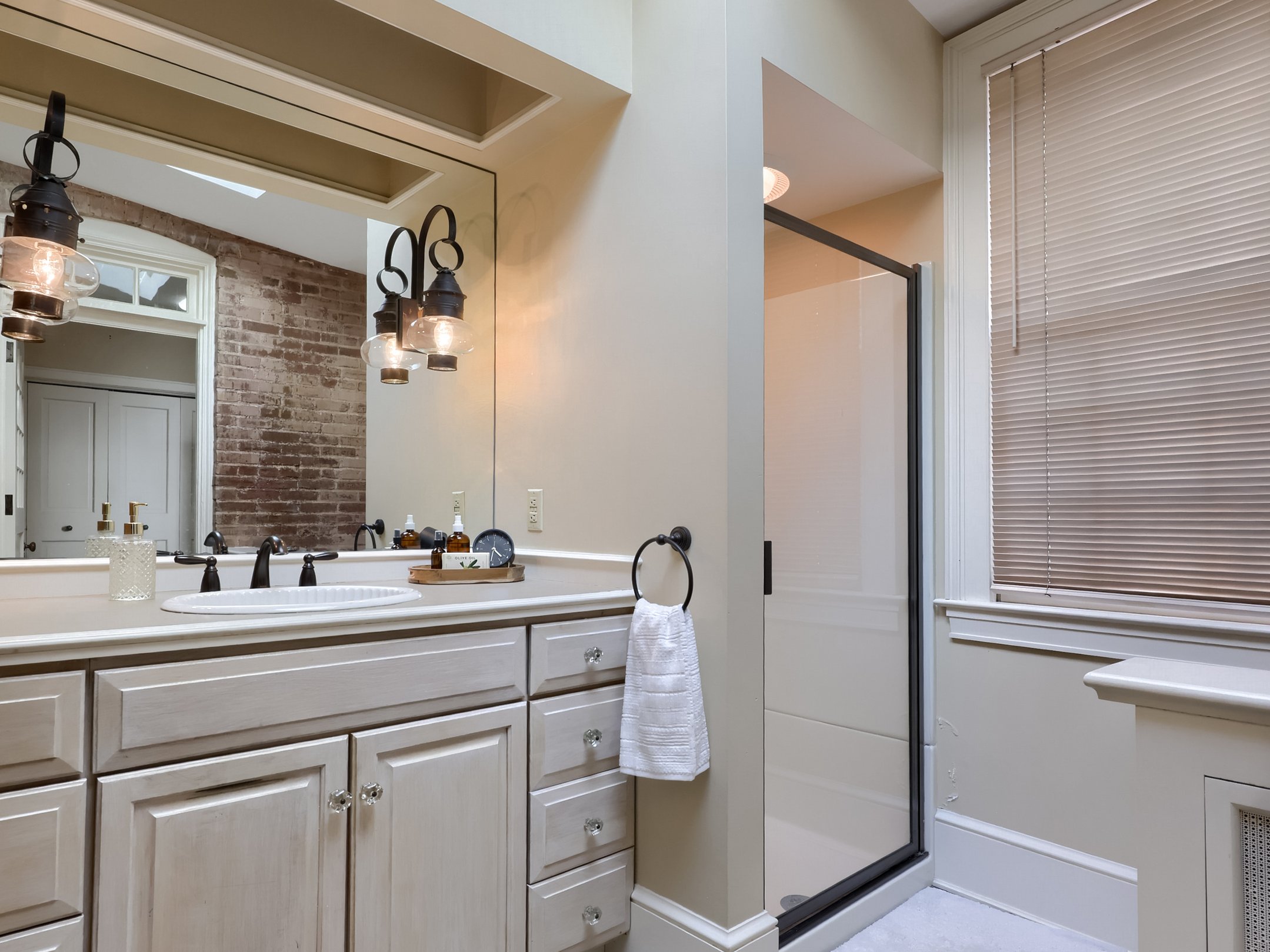  340 E Orange St, Lancaster, PA 17602 - 物件實景