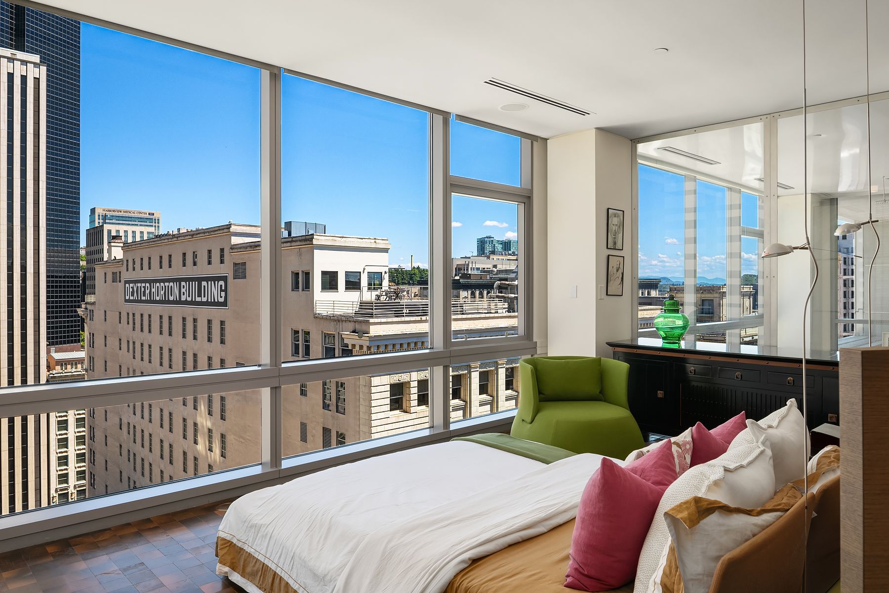  715 2nd Ave #1505, Seattle, WA 98104 - 物件實景