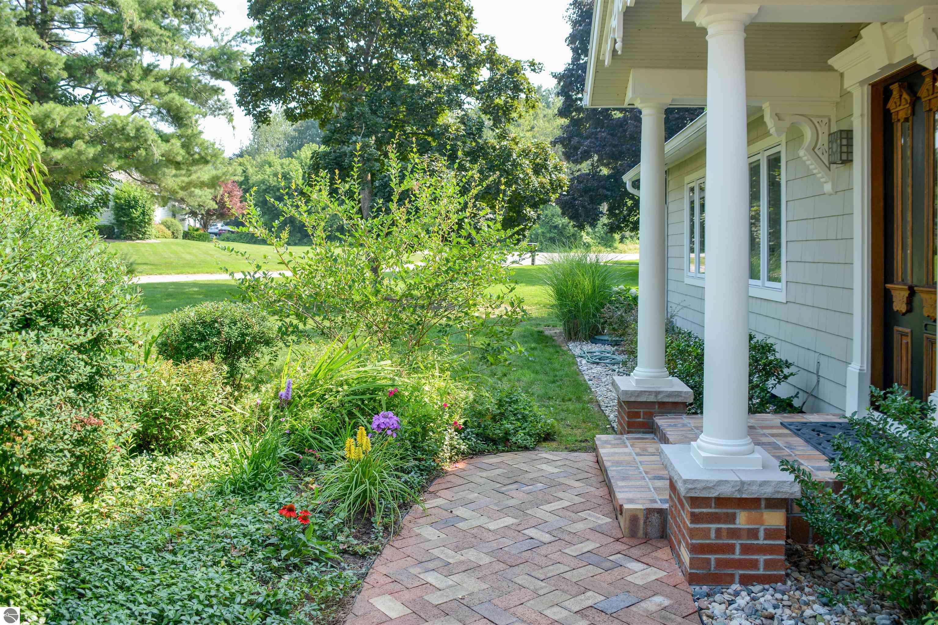 Traverse City, Michigan, 49686, United States, 4 Bedrooms Bedrooms, ,2 BathroomsBathrooms,Residential,For Sale,1908664