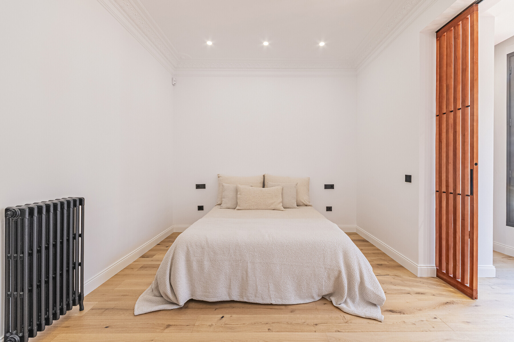 Exclusive brand new home in a regal estate on Mallorca Street - 物件實景