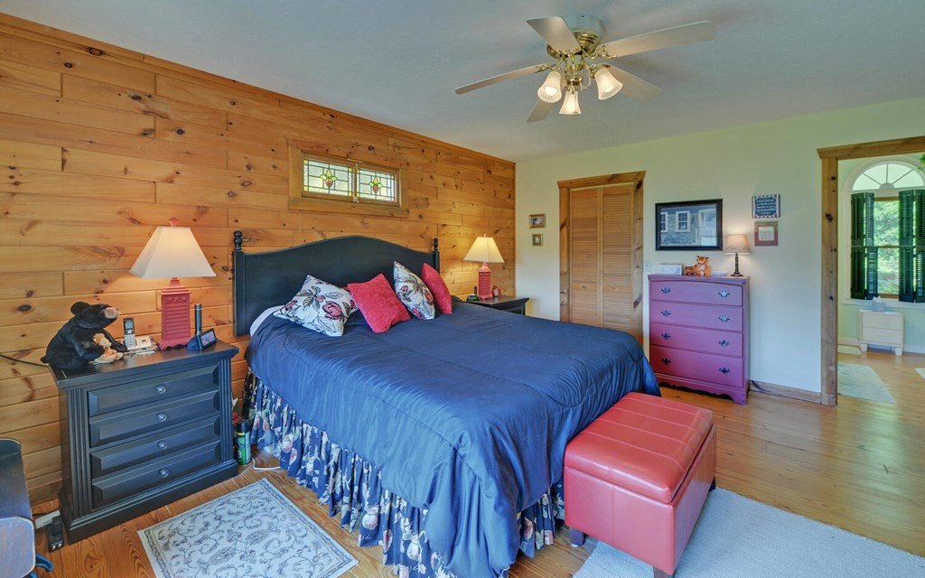 Young Harris, Georgia, 30582, United States, 3 Bedrooms Bedrooms, ,3 BathroomsBathrooms,Residential,For Sale,1974109