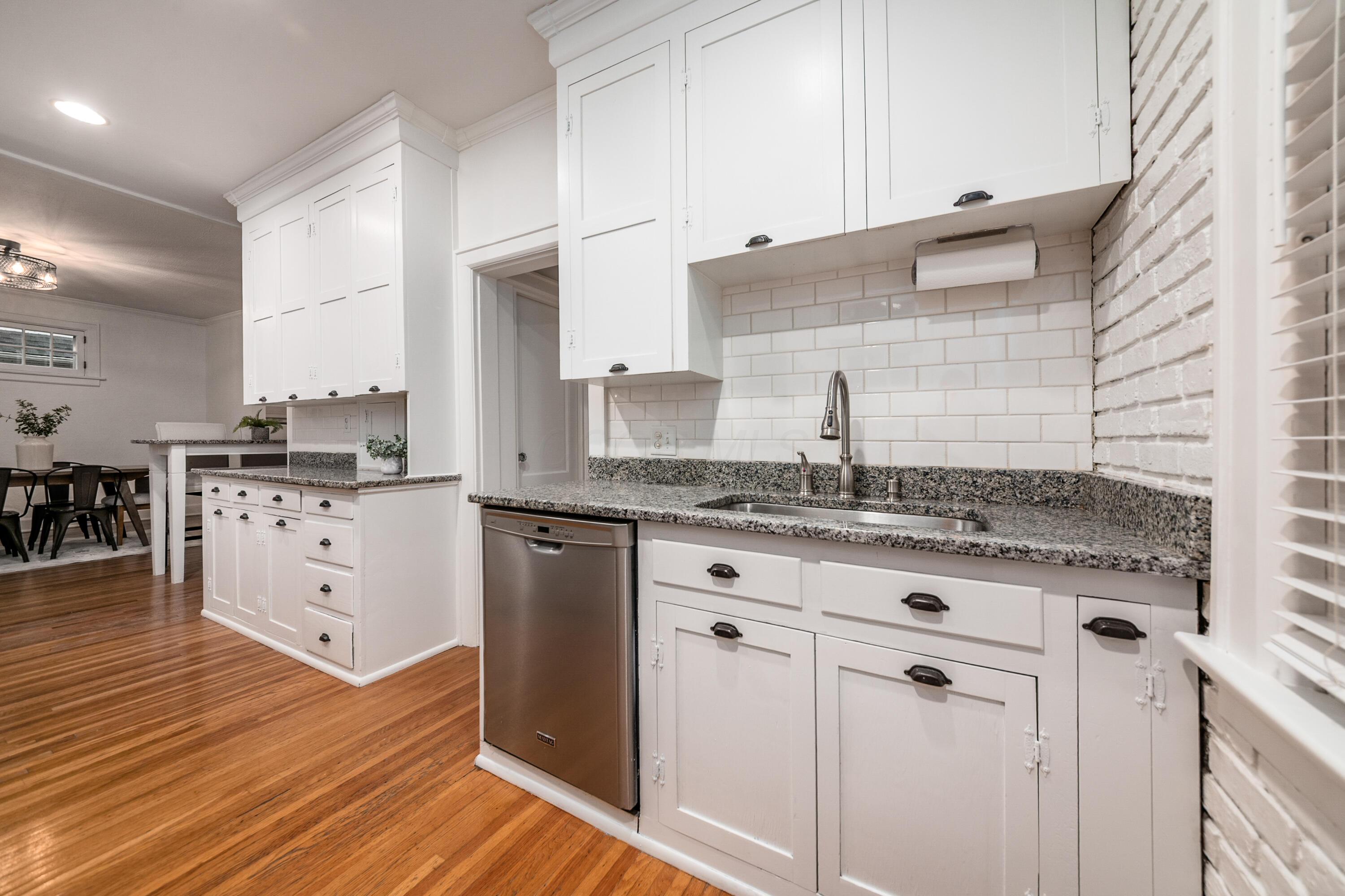 Columbus, Ohio, 43214, United States, 4 Bedrooms Bedrooms, ,3 BathroomsBathrooms,Residential,For Sale,1996077