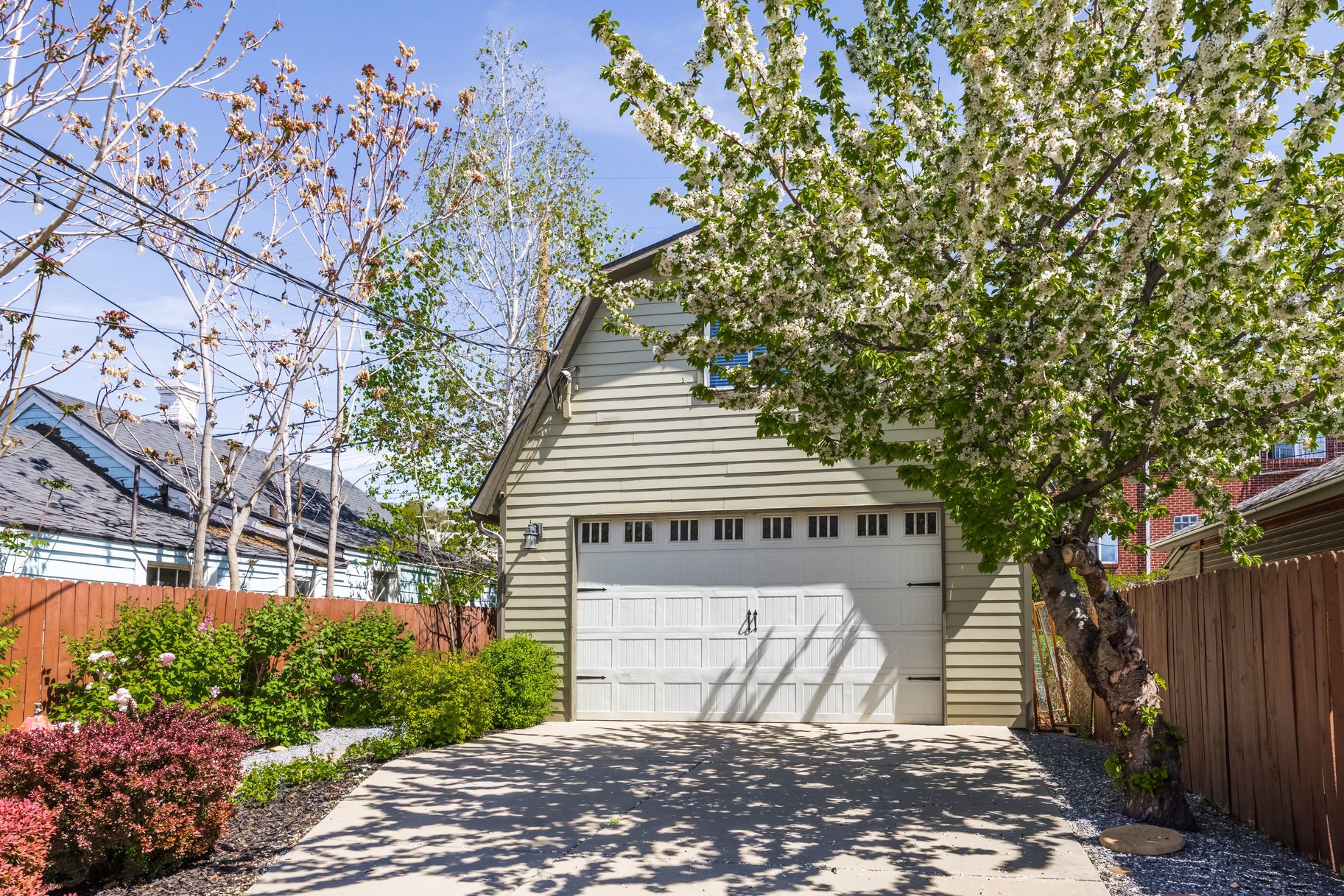  Historic 2-Story in Vibrant Marmalade - 物件實景