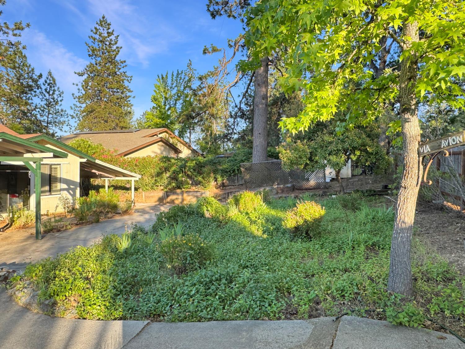 Grass Valley, California, 95949, United States, 2 Bedrooms Bedrooms, ,2 BathroomsBathrooms,Residential,For Sale,1879253