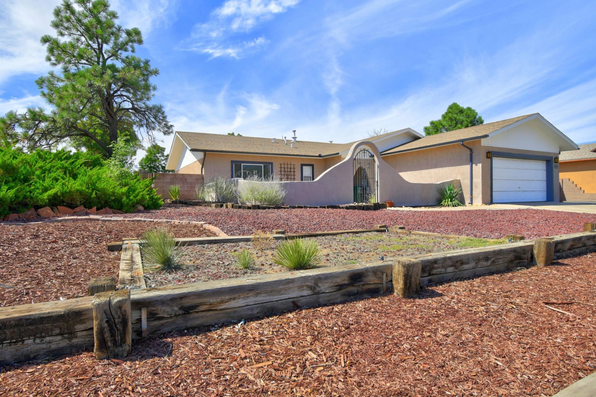 Cardinal St, Albuquerque, NM 87114