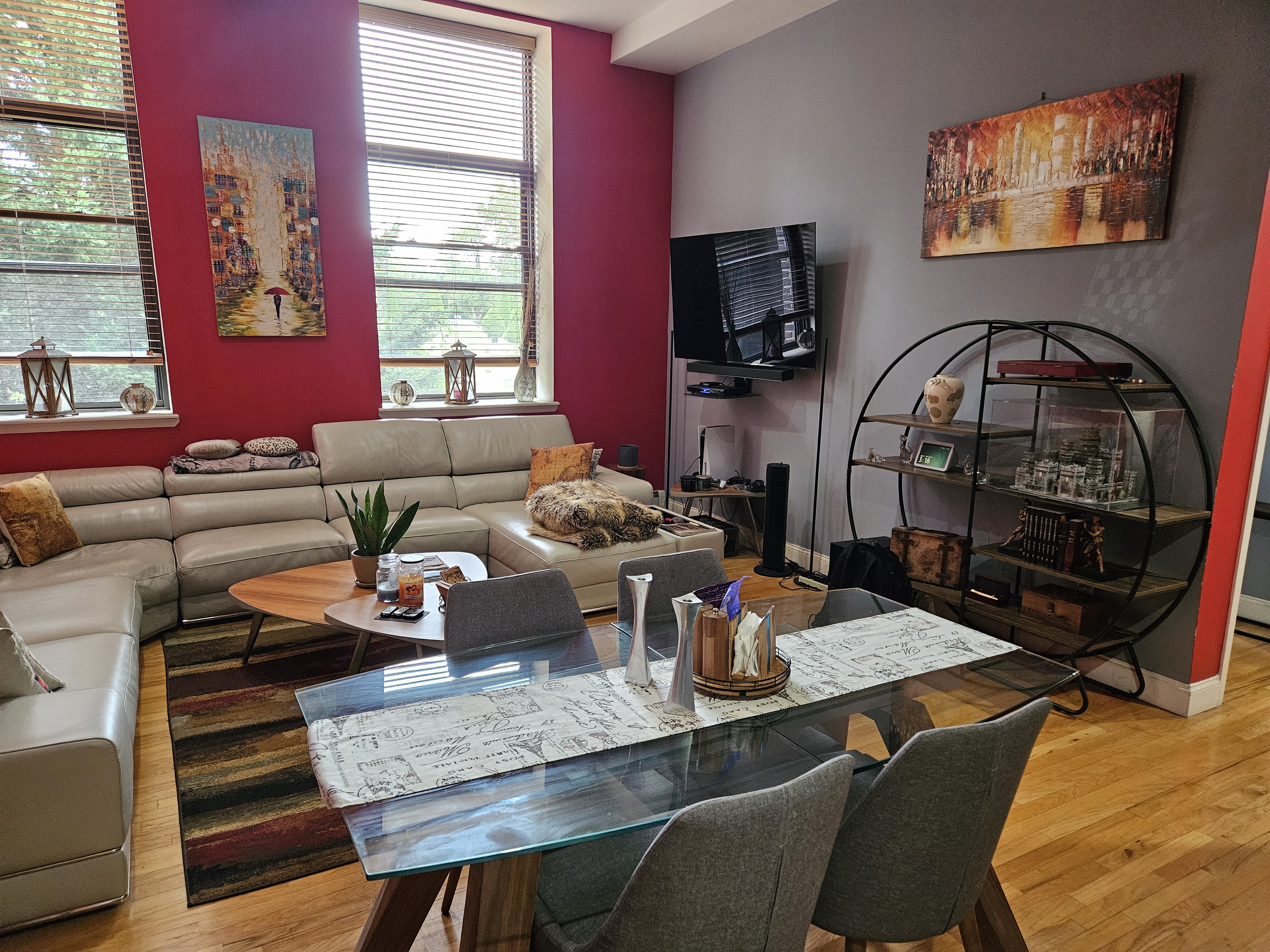 Glendale, New York, 11385, United States, 2 Bedrooms Bedrooms, ,2 BathroomsBathrooms,Residential,For Sale,1987911