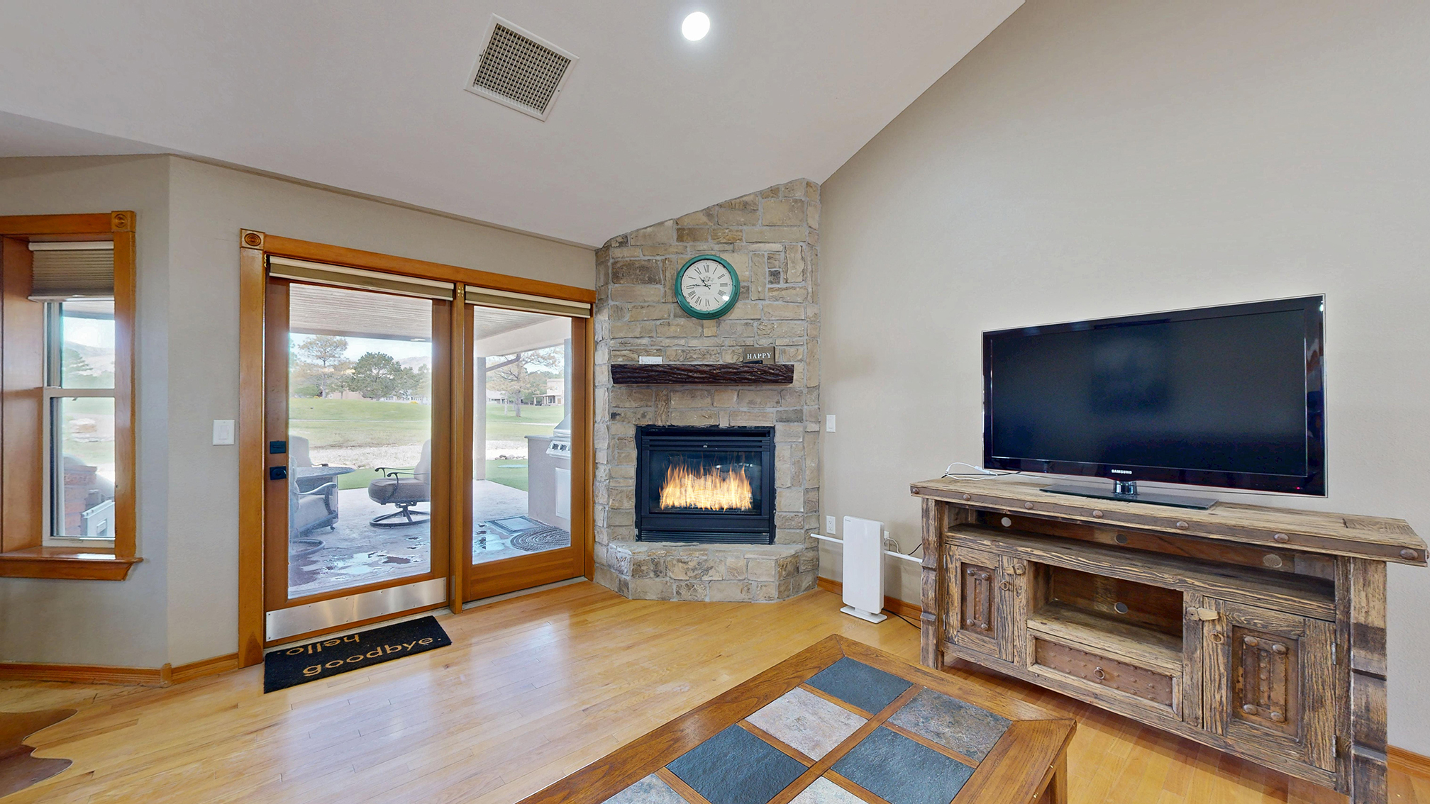Alto, New Mexico, 88312, United States, 3 Bedrooms Bedrooms, ,2 BathroomsBathrooms,Residential,For Sale,1891048