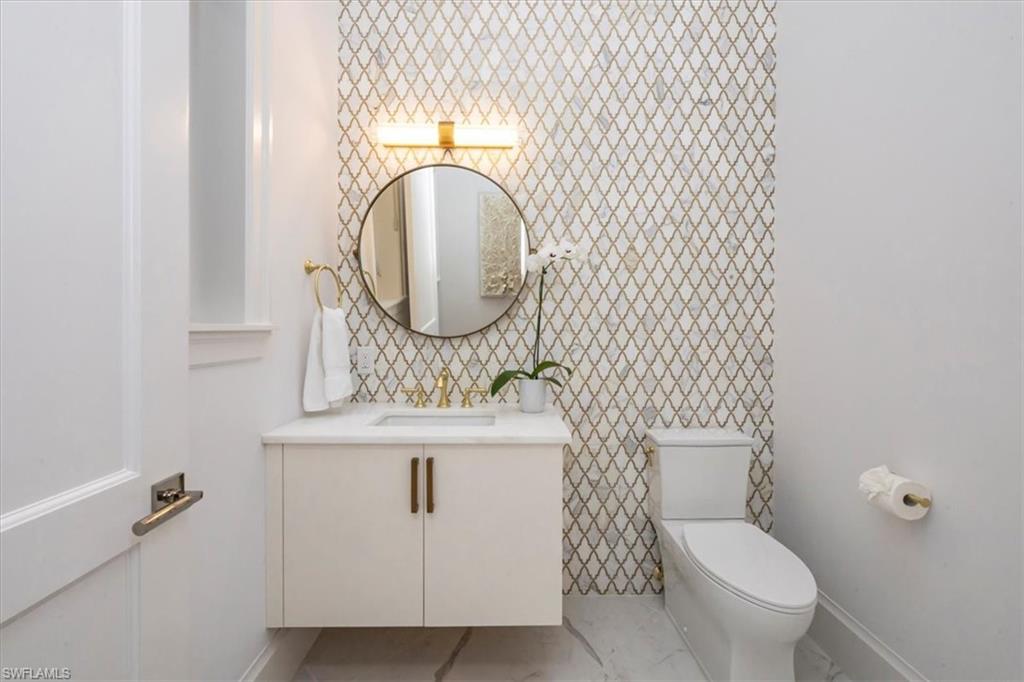 Naples, Florida, 34102, United States, 4 Bedrooms Bedrooms, ,6 BathroomsBathrooms,Residential,For Sale,1987557