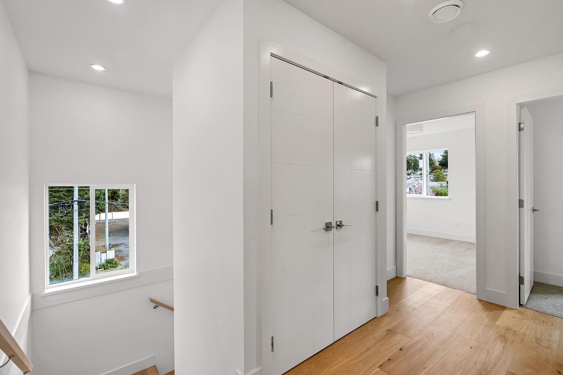  Brand New Gordon Head Townhome - 物件實景