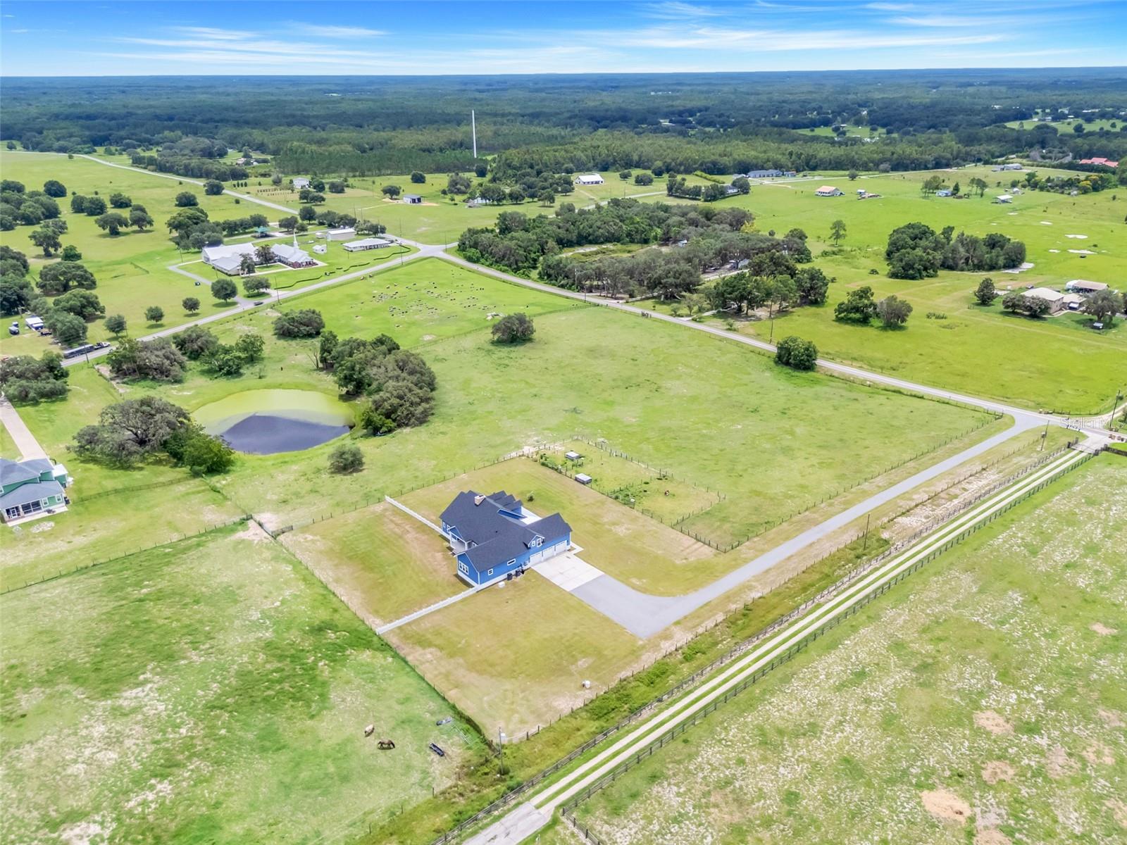GROVELAND, Florida, 34736, United States, 4 Bedrooms Bedrooms, ,5 BathroomsBathrooms,Residential,For Sale,1792752