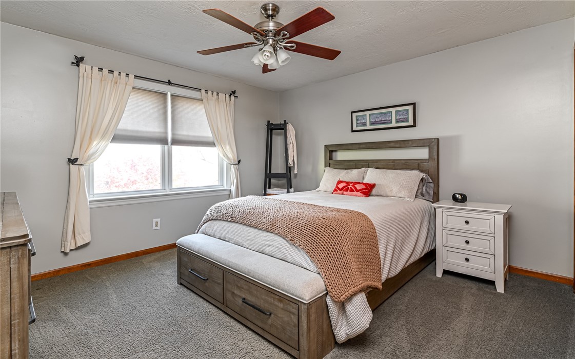 Pine Twp, Pennsylvania, 15090, United States, 4 Bedrooms Bedrooms, ,3 BathroomsBathrooms,Residential,For Sale,1987871