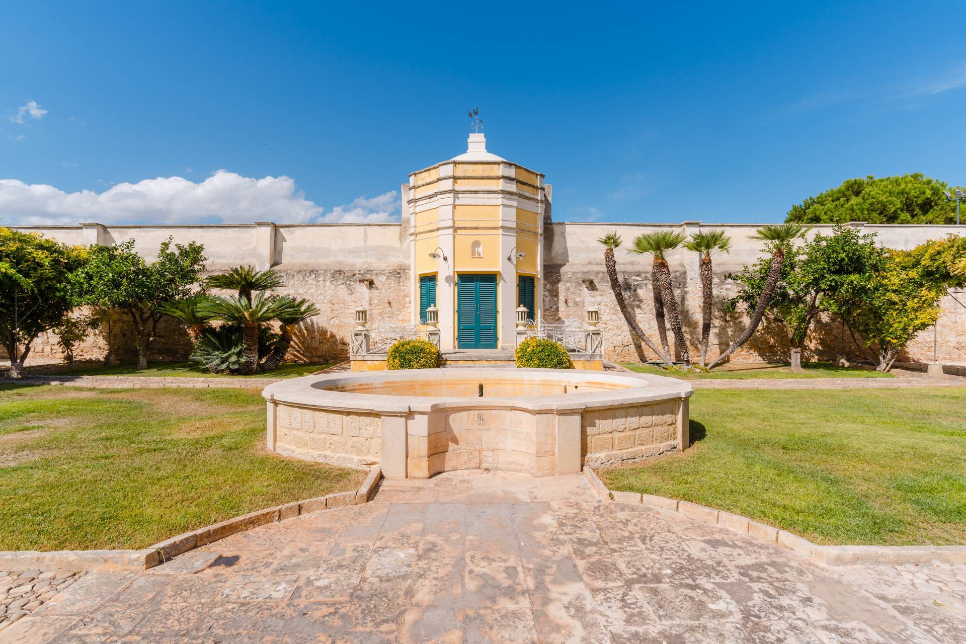 Molfetta, Bari, 70056, IT, 3 Bedrooms Bedrooms, ,4 BathroomsBathrooms,Residential,For Sale,1988051