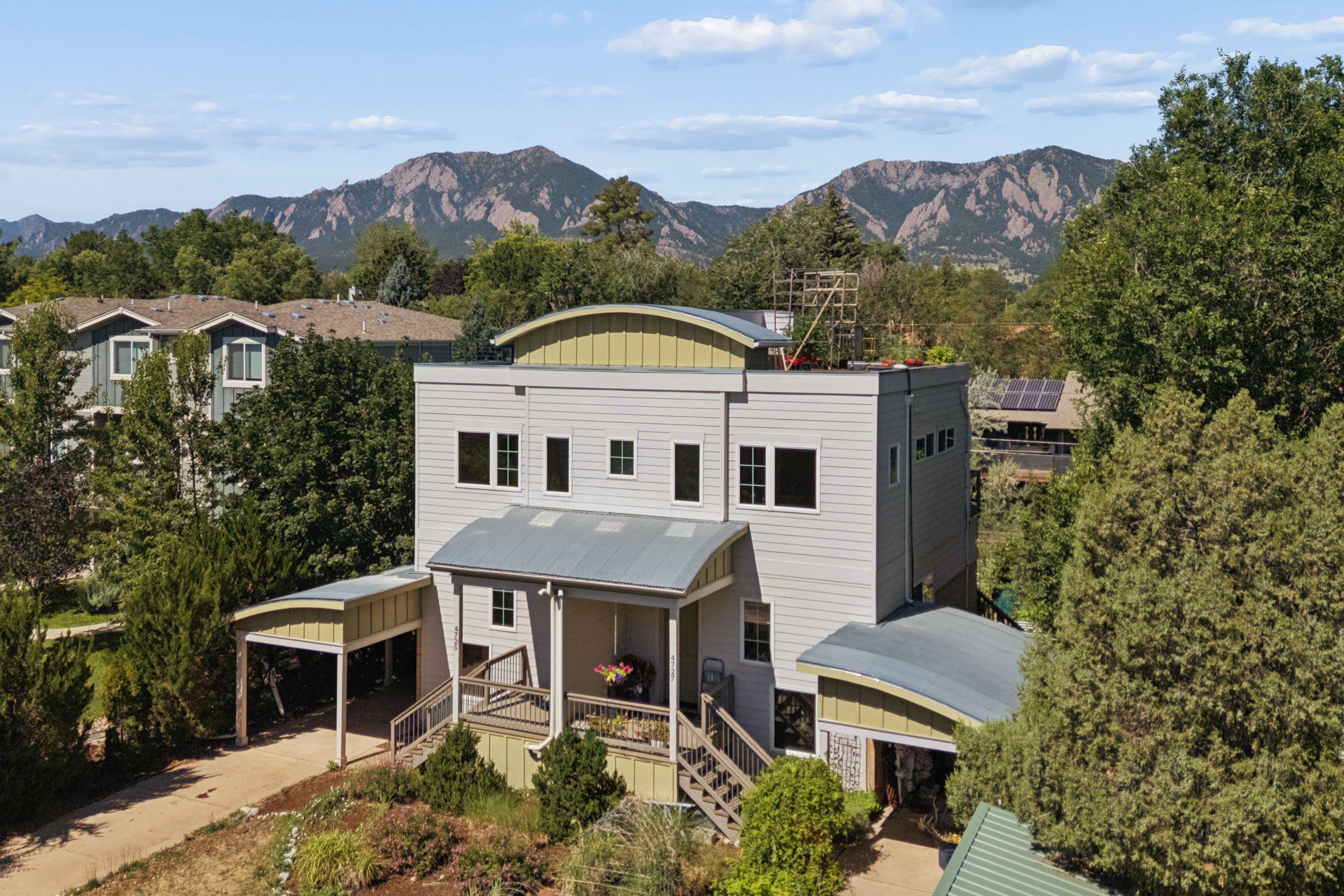  Green-Built Townhome-Style Propety - 物件實景