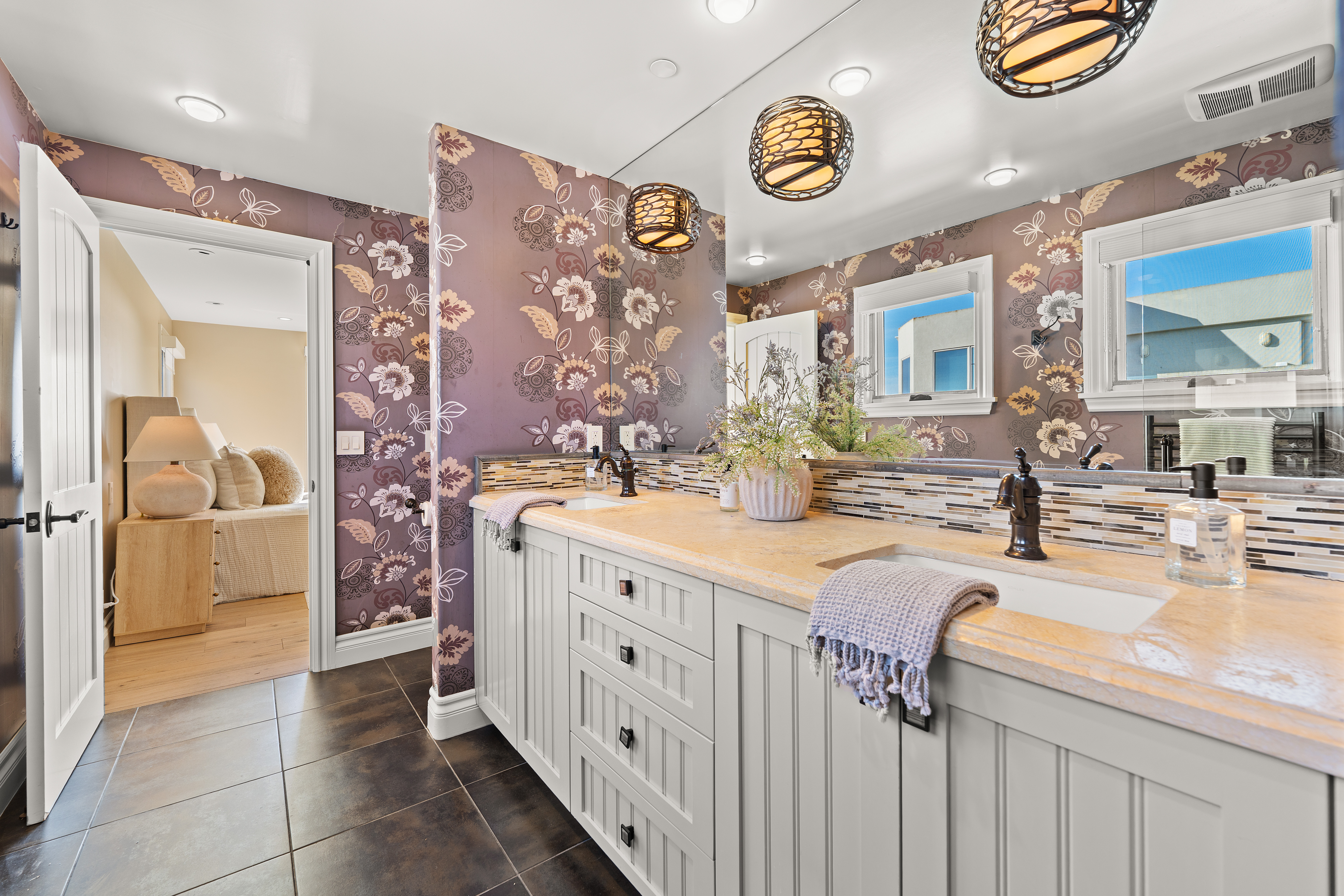  1096 Belfast Lane, Ventura, CA 93001 - 物件實景