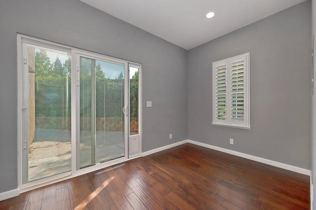 Roseville, California, 95747, United States, 6 Bedrooms Bedrooms, ,4 BathroomsBathrooms,Residential,For Sale,1940337