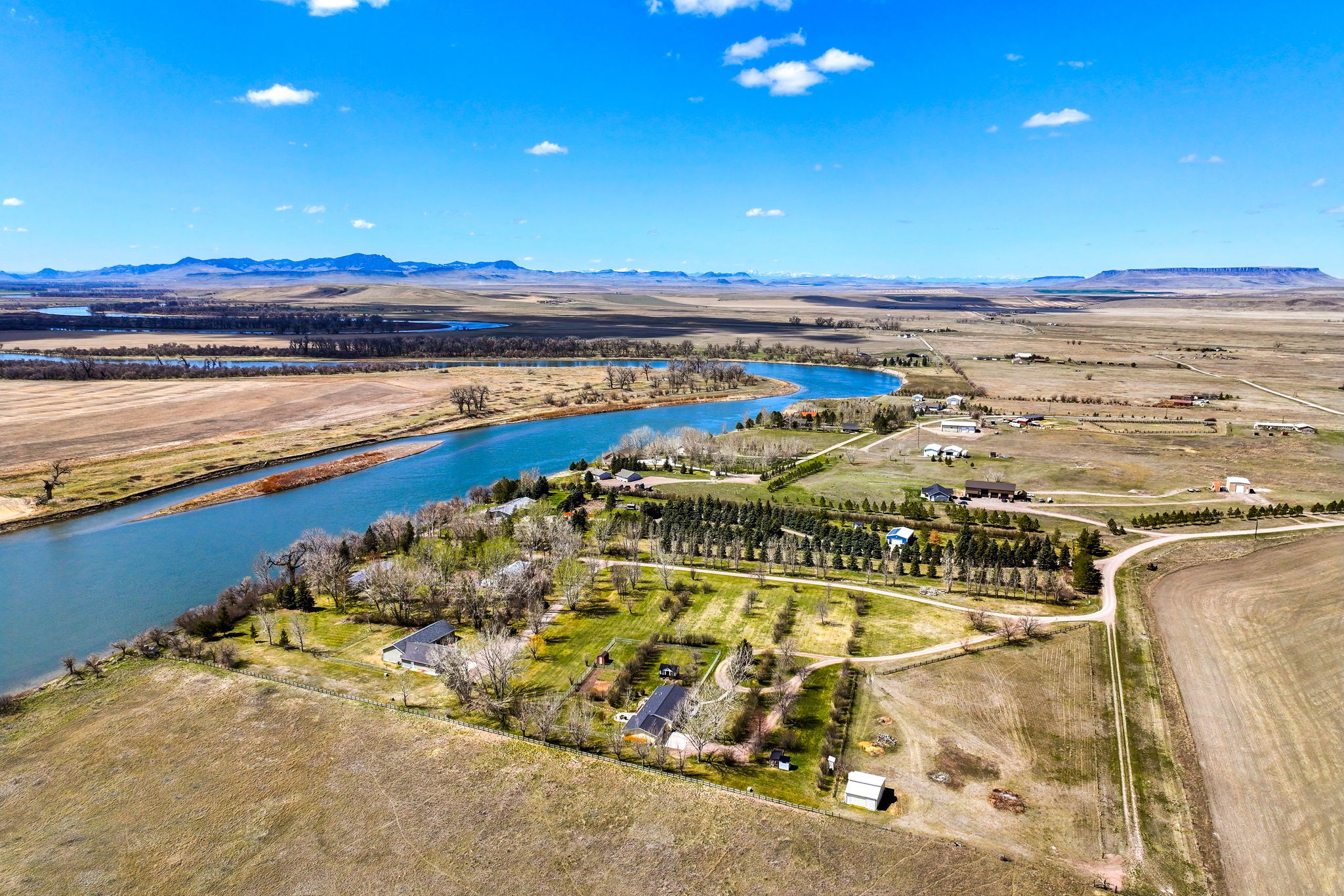 Ulm, Montana, 59485, United States, 4 Bedrooms Bedrooms, ,2 BathroomsBathrooms,Residential,For Sale,1794355