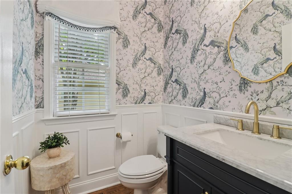 Alpharetta, Georgia, 30009, United States, 5 Bedrooms Bedrooms, ,4 BathroomsBathrooms,Residential,For Sale,1976407