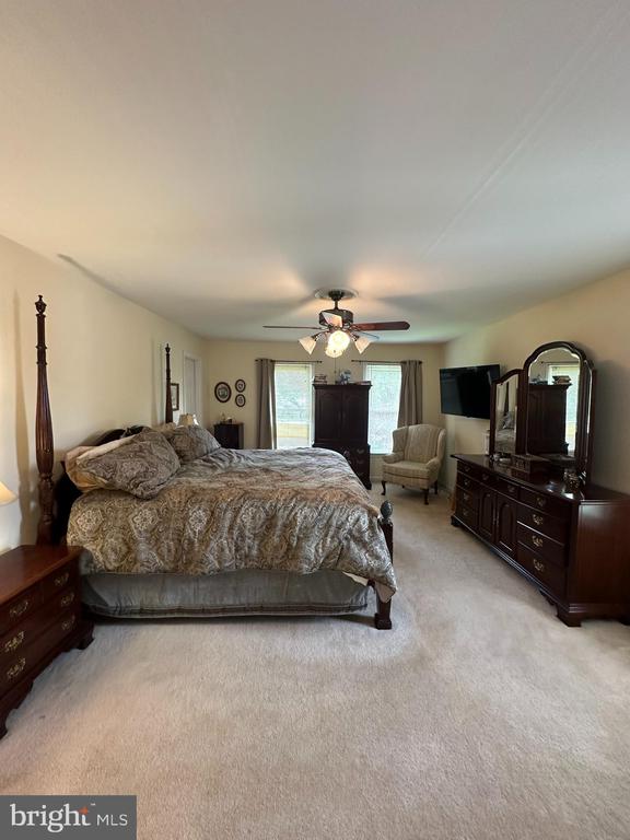 Stafford, Virginia, 22554, United States, 5 Bedrooms Bedrooms, ,3 BathroomsBathrooms,Residential,For Sale,1930374