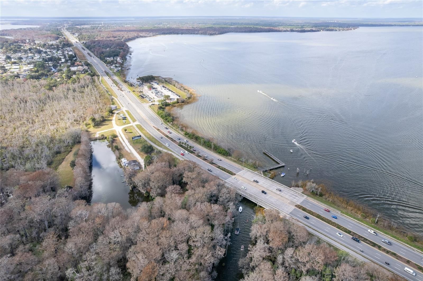 1515 US HIGHWAY 441, TAVARES, Florida, 32778, United States, ,Residential,For Sale,1515 US HIGHWAY 441,1008676
