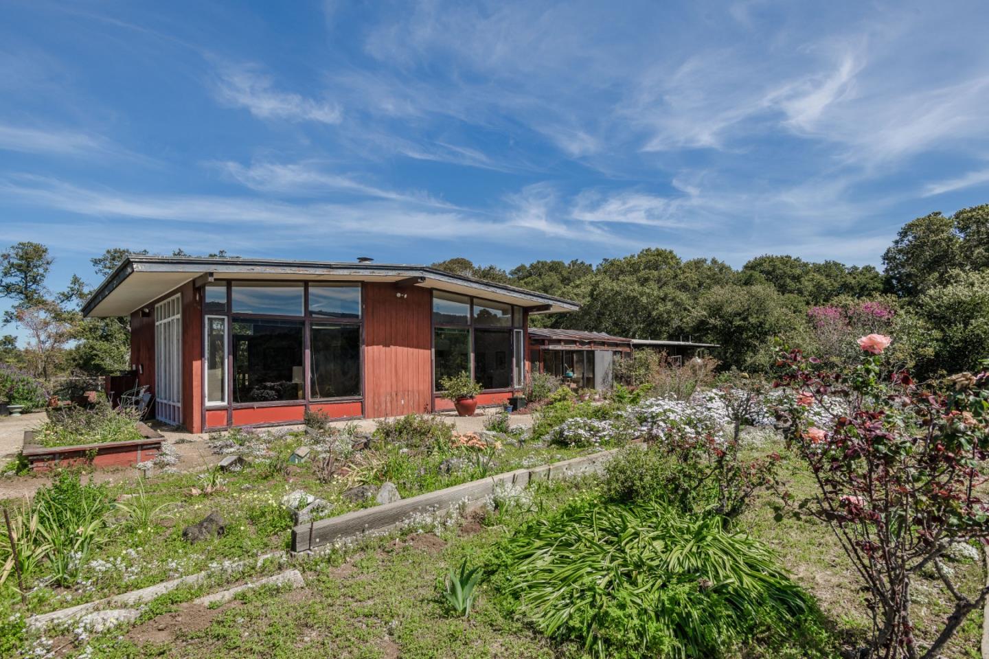Portola Valley, California, 94028, United States, 4 Bedrooms Bedrooms, ,3 BathroomsBathrooms,Residential,For Sale,1752962