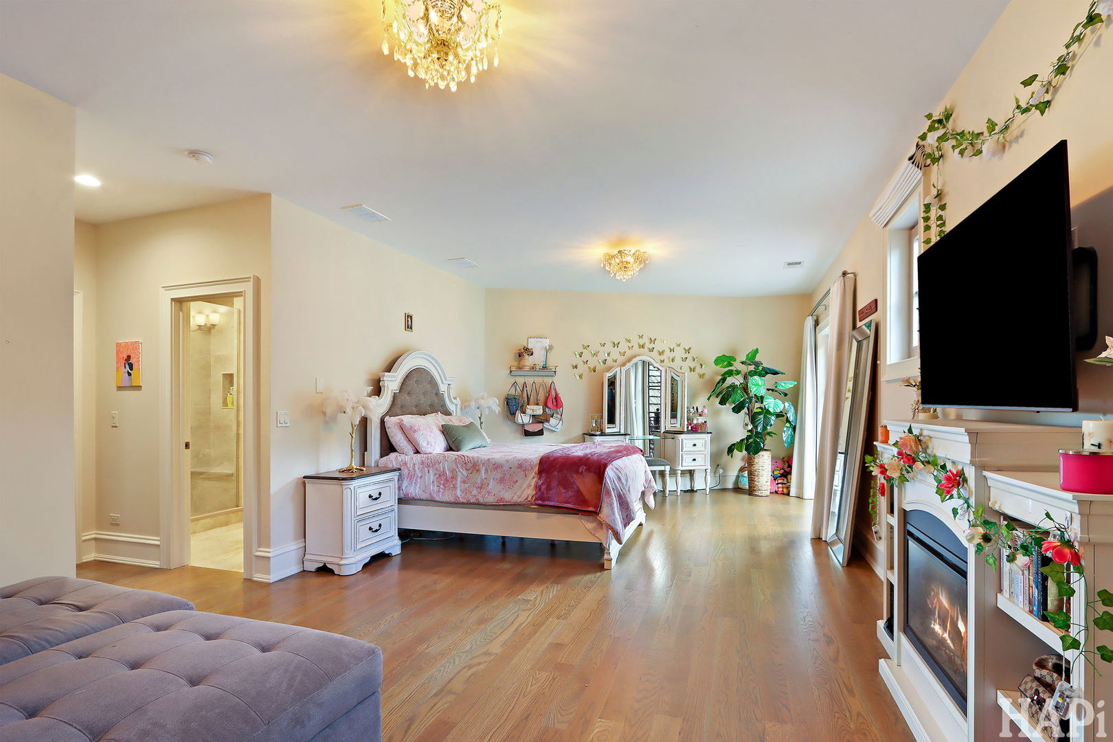 South Barrington, Illinois, 60010, United States, 5 Bedrooms Bedrooms, ,6 BathroomsBathrooms,Residential,For Sale,1947968