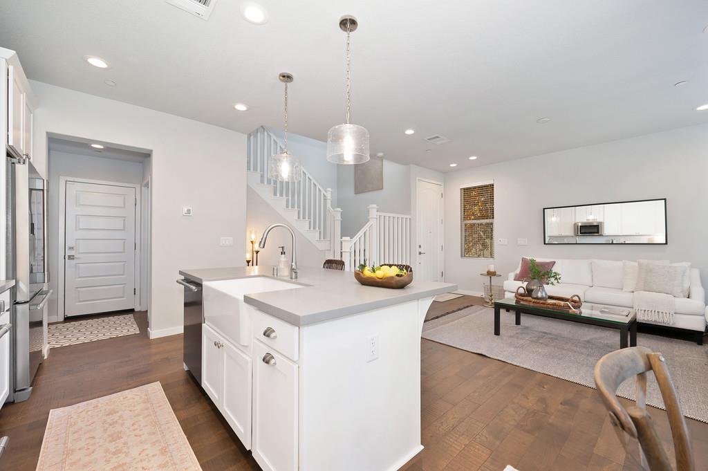 Sacramento, California, 95816, United States, 3 Bedrooms Bedrooms, ,3 BathroomsBathrooms,Residential,For Sale,1916793