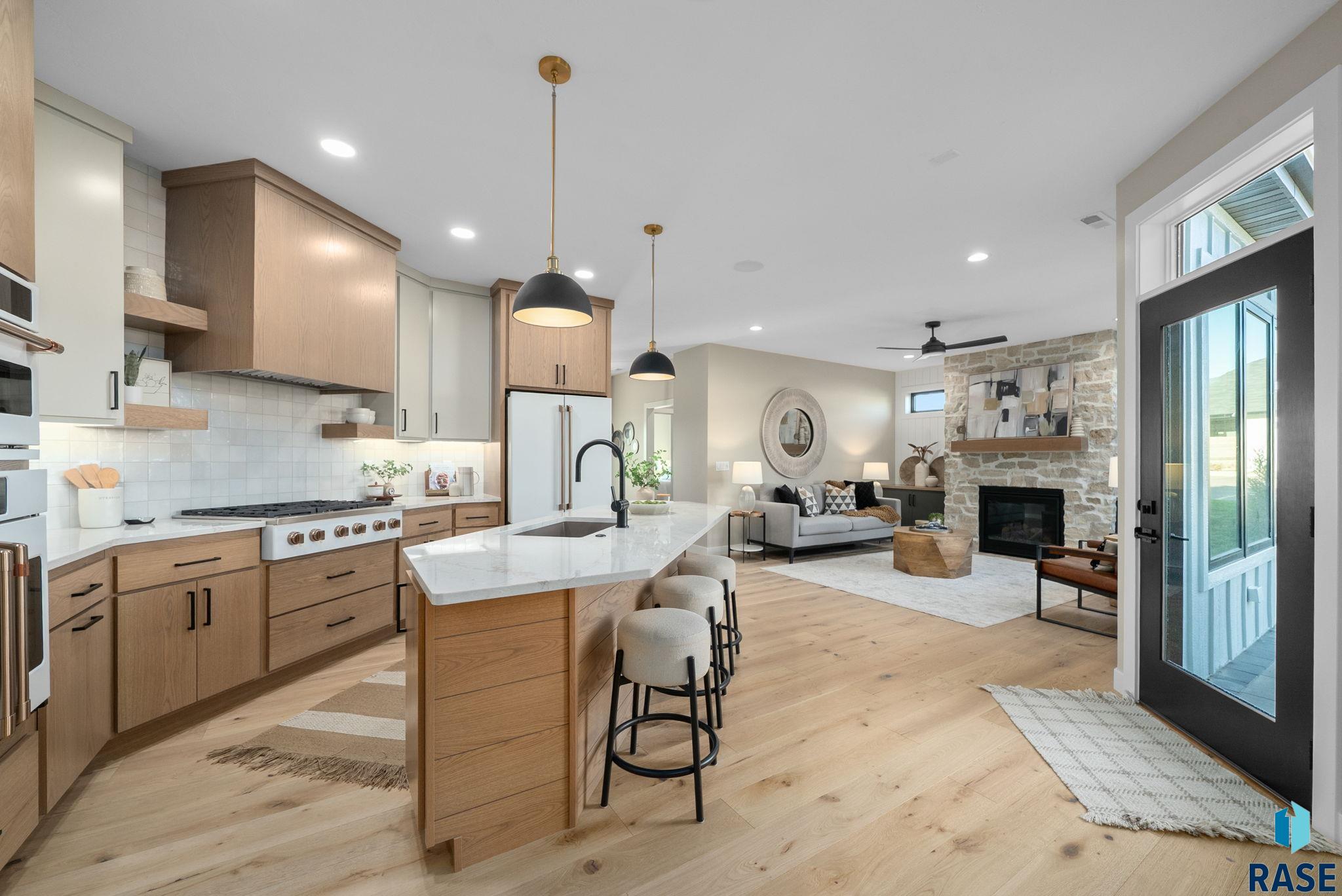 Sioux Falls, South Dakota, 57110, United States, 3 Bedrooms Bedrooms, ,3 BathroomsBathrooms,Residential,For Sale,2001465