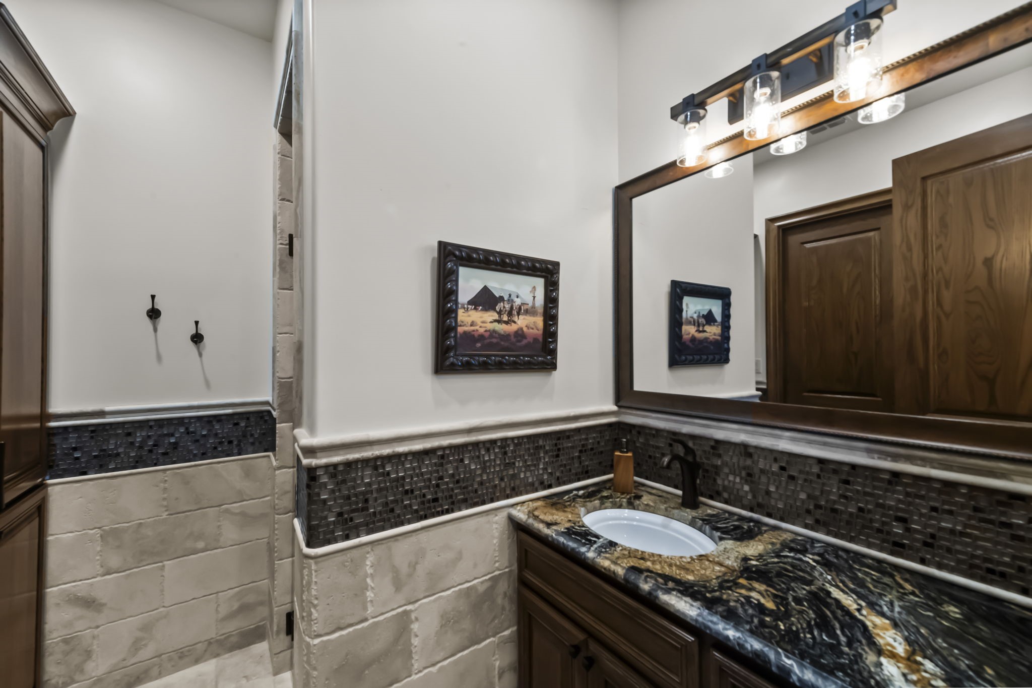 Possum Kingdom Lake, Texas, 76449, United States, 7 Bedrooms Bedrooms, ,6 BathroomsBathrooms,Residential,For Sale,2000867